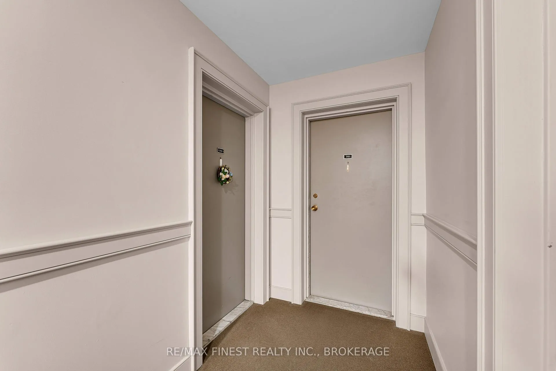 Photo 4 of Unit 301, 17 Eldon Hall Place, Kingston, Central City West — HOMEH