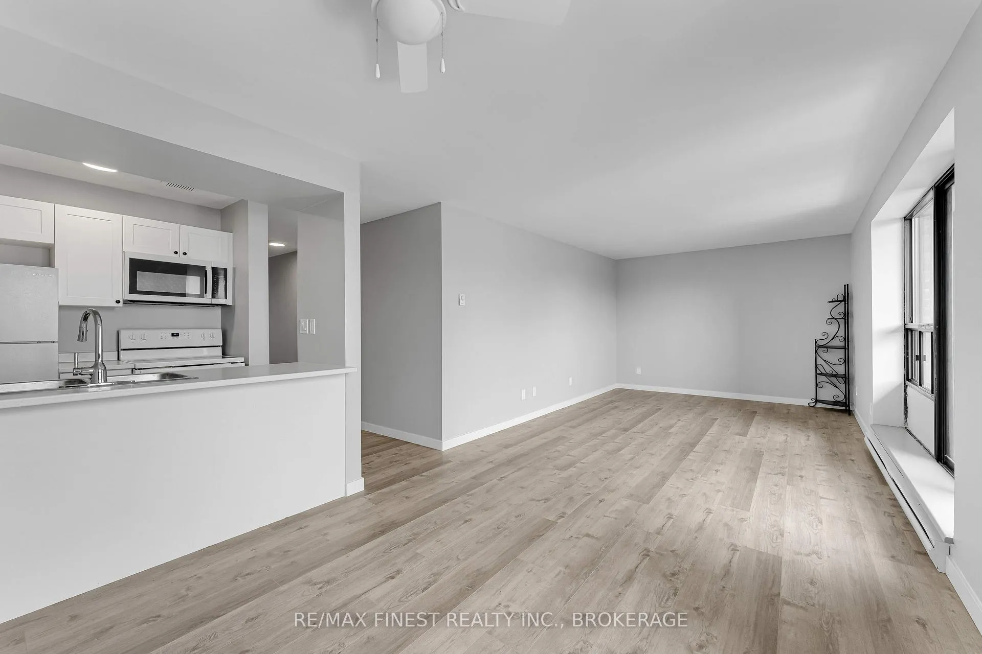 Photo 9 of Unit 301, 17 Eldon Hall Place, Kingston, Central City West — HOMEH