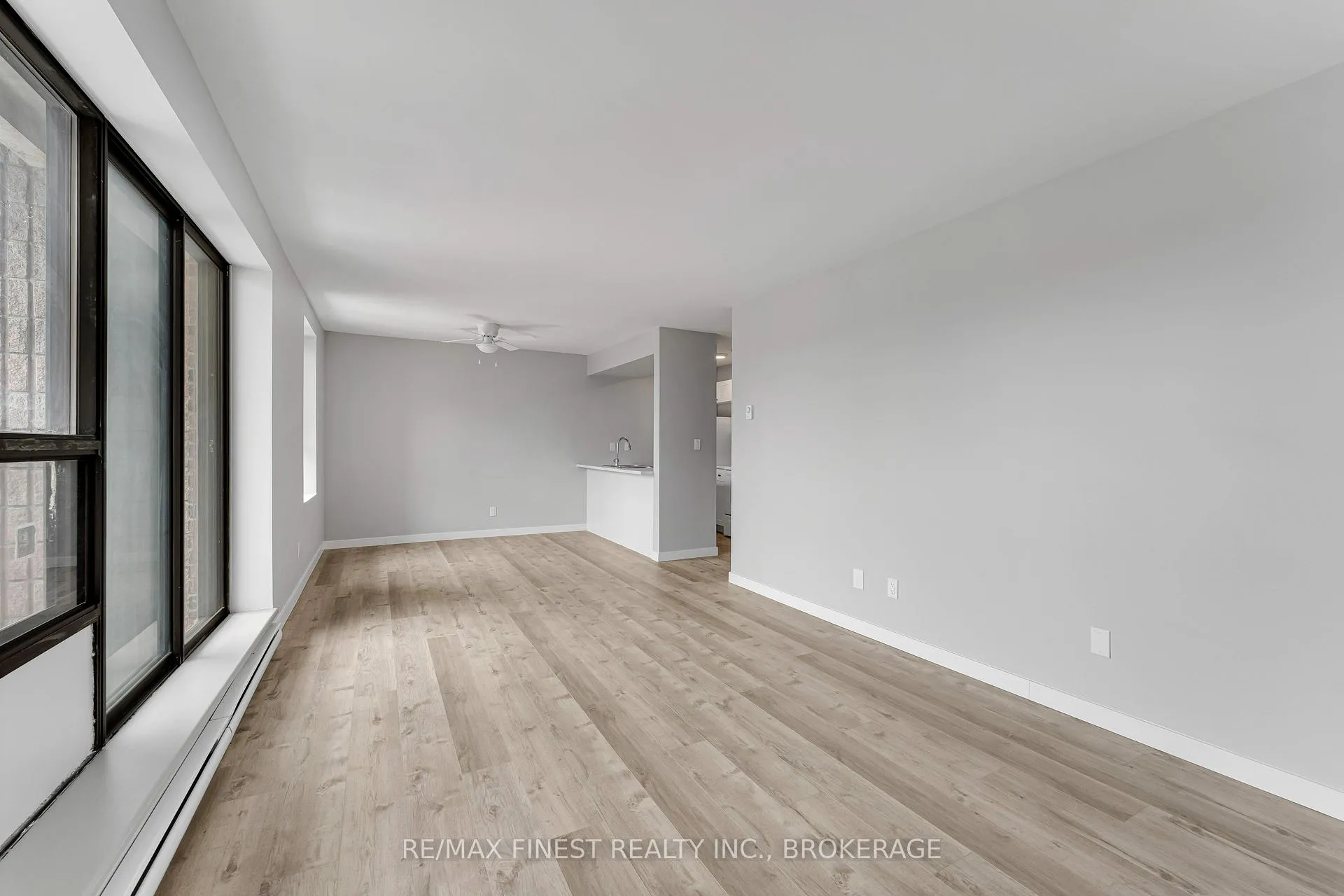 Photo 12 of Unit 301, 17 Eldon Hall Place, Kingston, Central City West — HOMEH