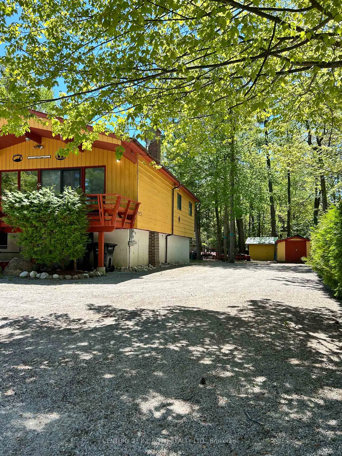 Photo 5 of 23 Victoria Avenue, Tiny, Rural Tiny — HOMEH