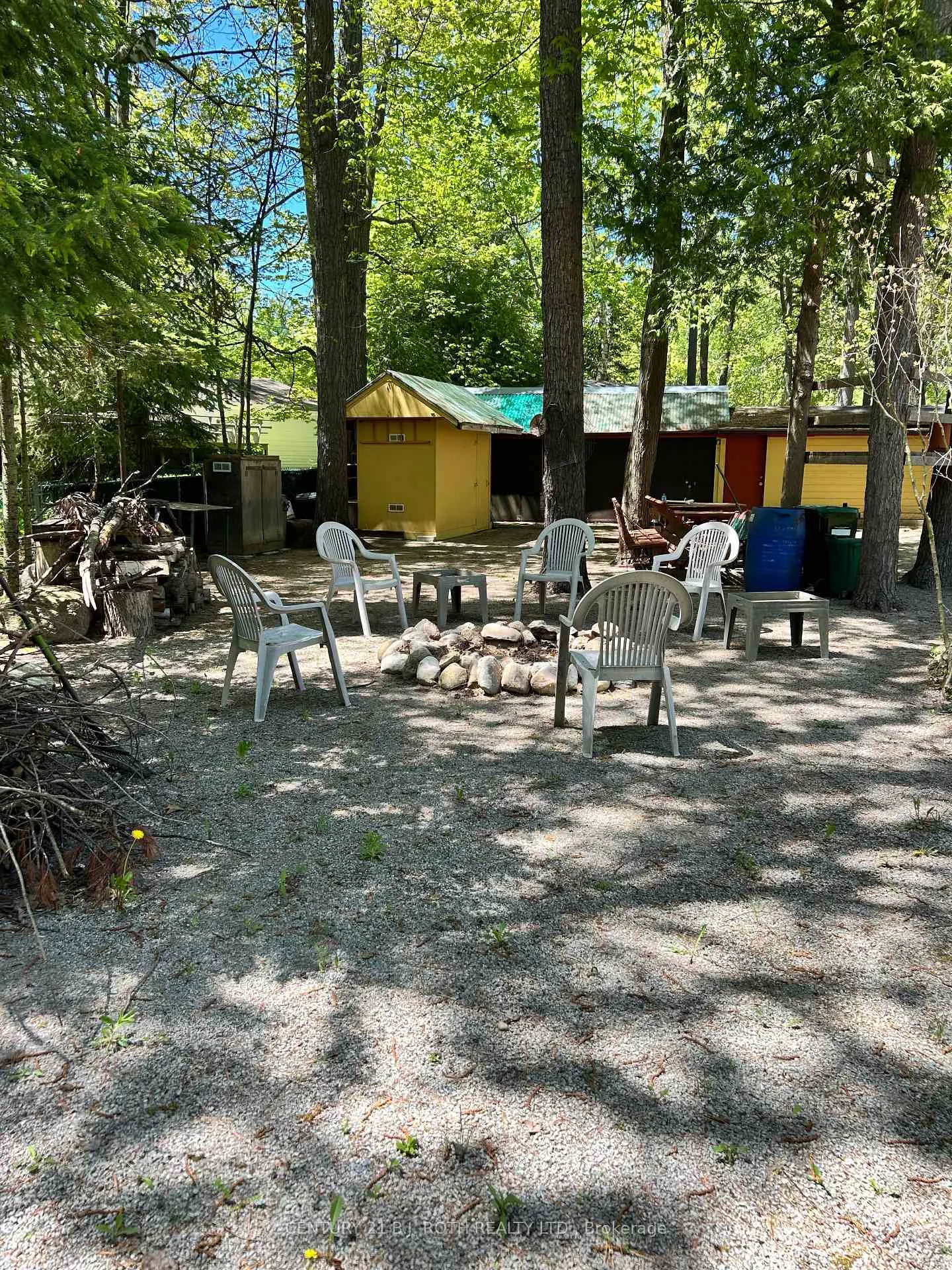 Photo 18 of 23 Victoria Avenue, Tiny, Rural Tiny — HOMEH