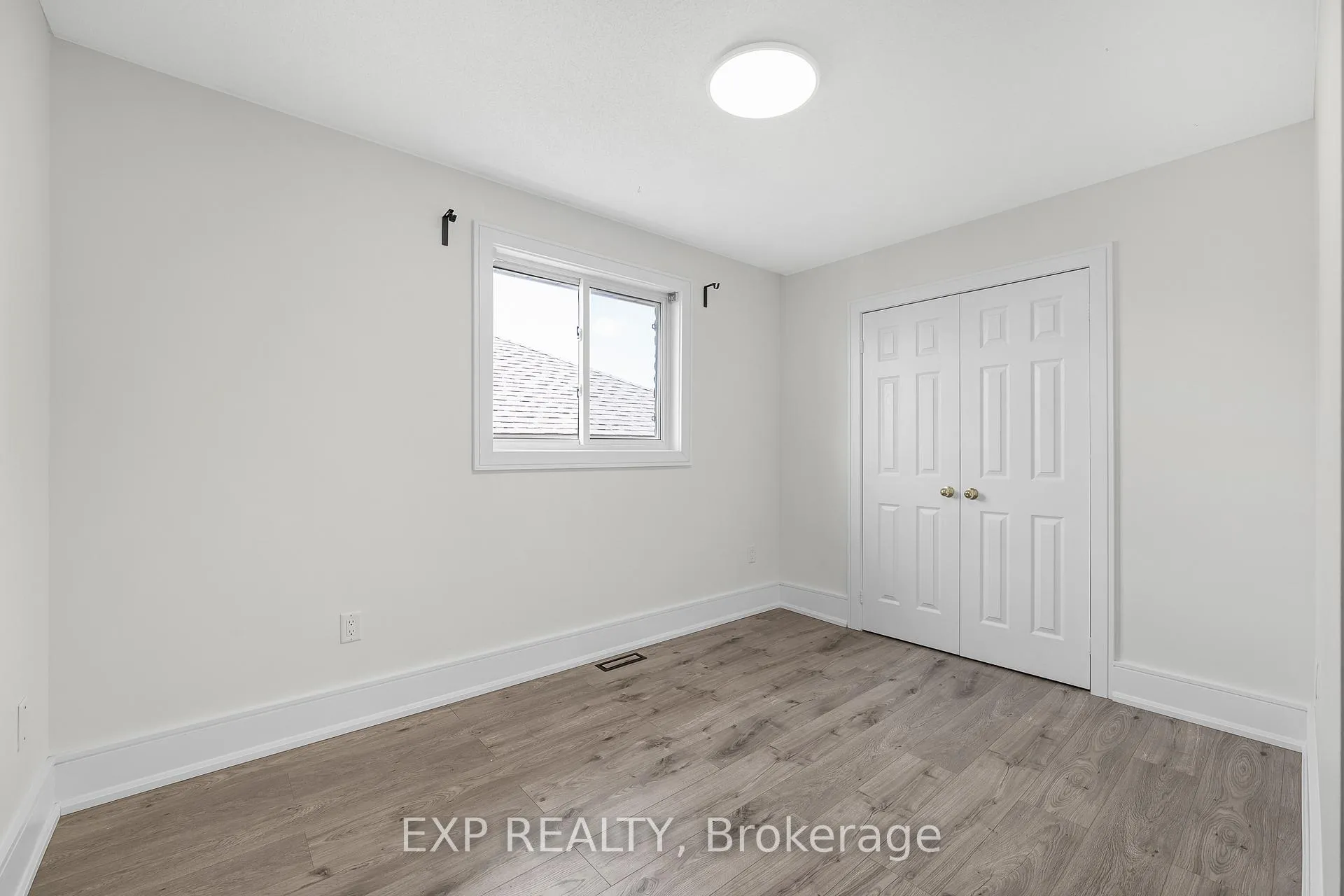 Photo 33 of 24 Jessica Drive, Barrie, Painswick South — HOMEH