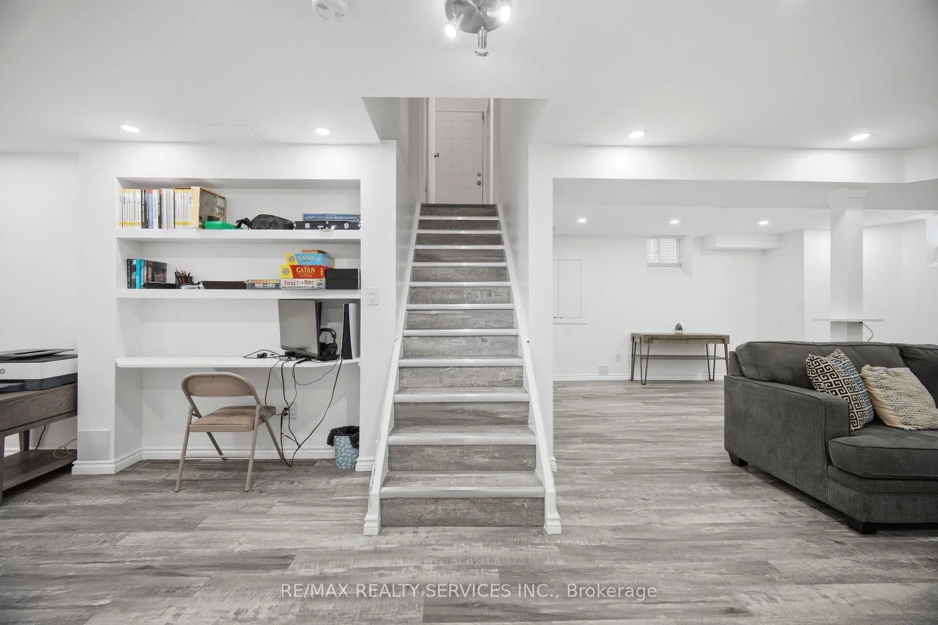 Photo 25 of 28 Ponymeadow Way, Brampton, Credit Valley — HOMEH