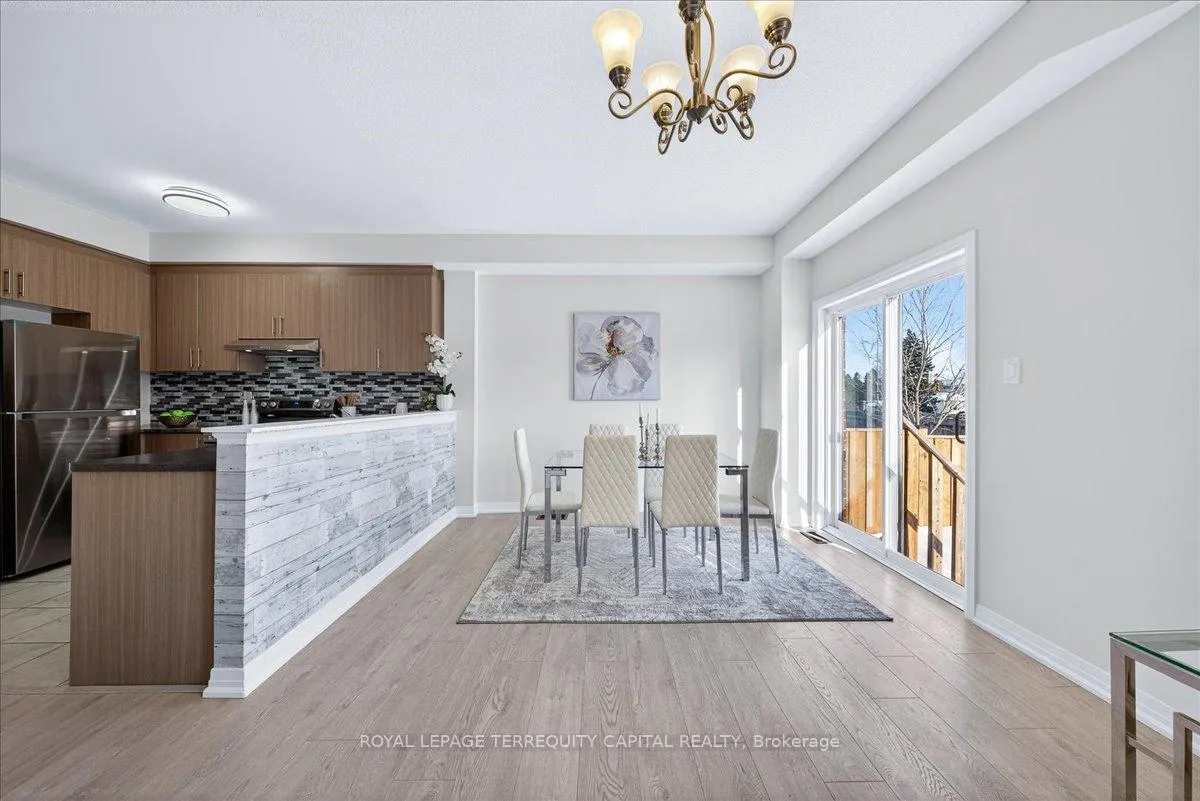 Photo 26 of 11 Bedford Estates Crescent, Barrie, Bayshore — HOMEH