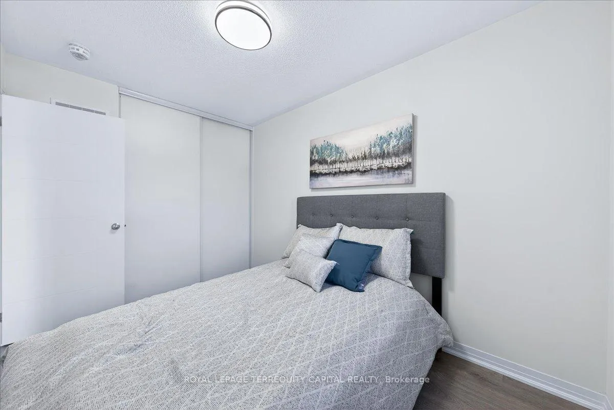 Photo 46 of 11 Bedford Estates Crescent, Barrie, Bayshore — HOMEH