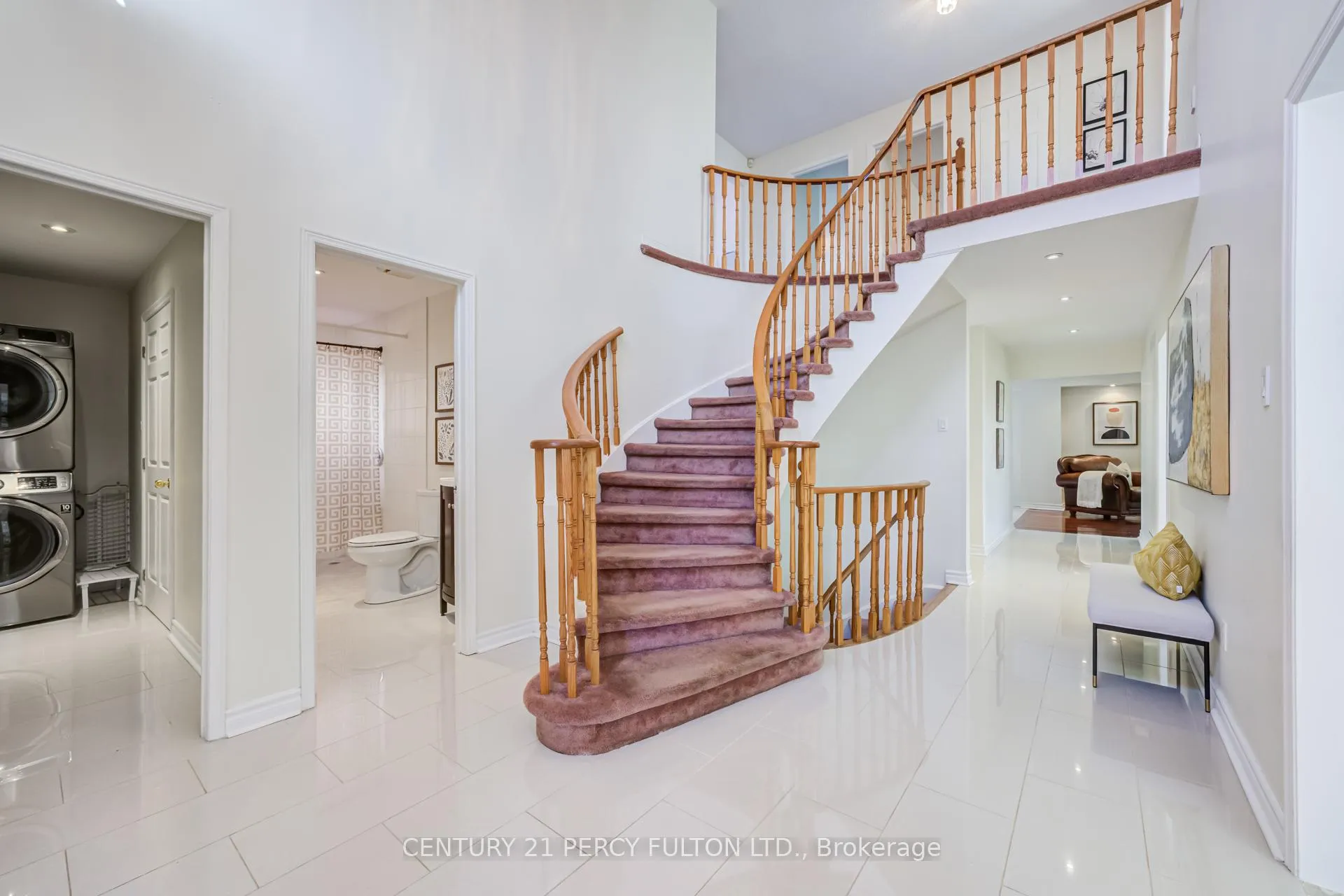 Photo 3 of 39 Wilclay Avenue, Markham, Milliken Mills East — HOMEH