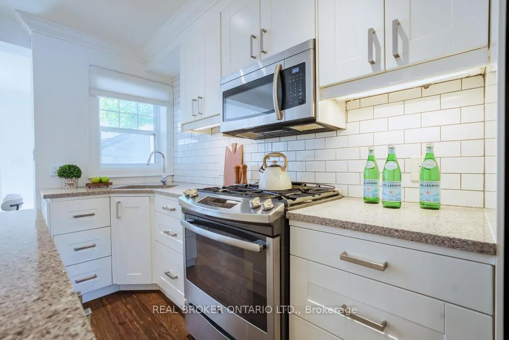 Photo 12 of 5 Heyworth Crescent S, Toronto, East End-Danforth — HOMEH