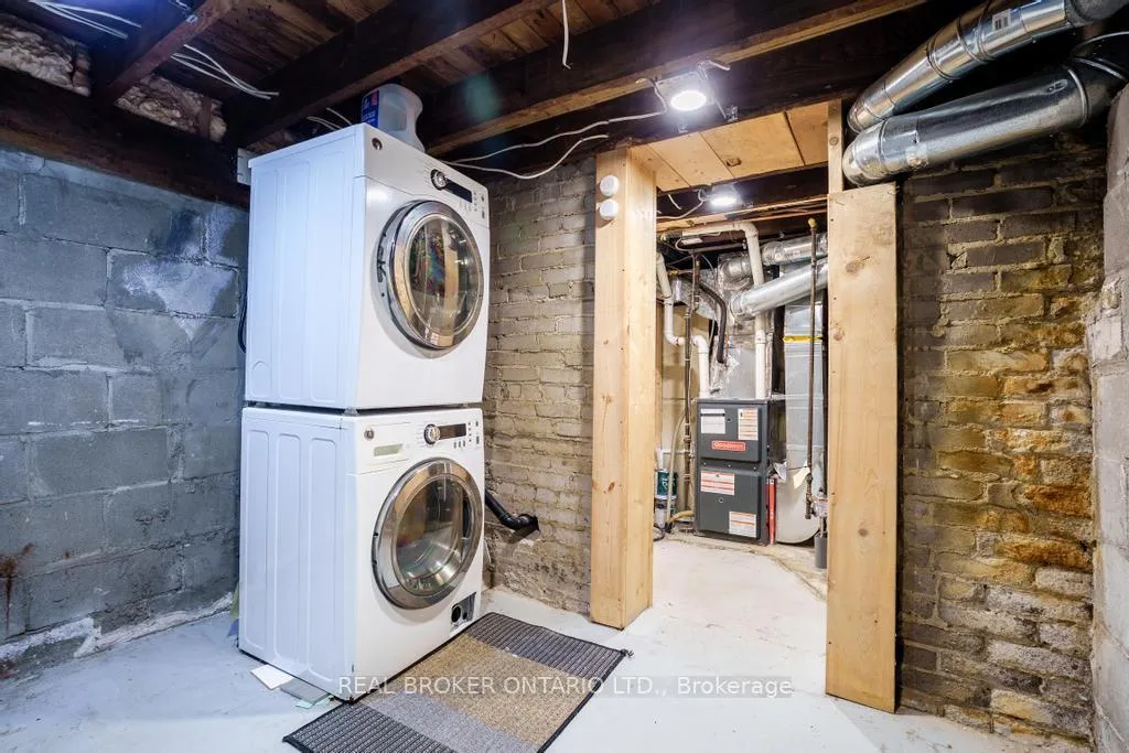 Photo 38 of 5 Heyworth Crescent S, Toronto, East End-Danforth — HOMEH