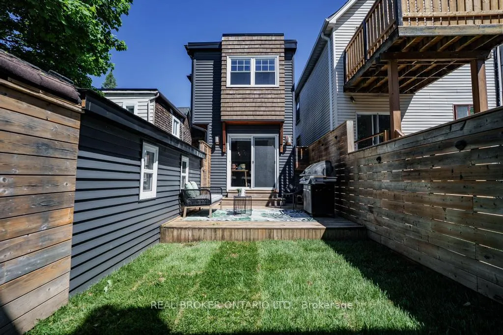Photo 41 of 5 Heyworth Crescent S, Toronto, East End-Danforth — HOMEH
