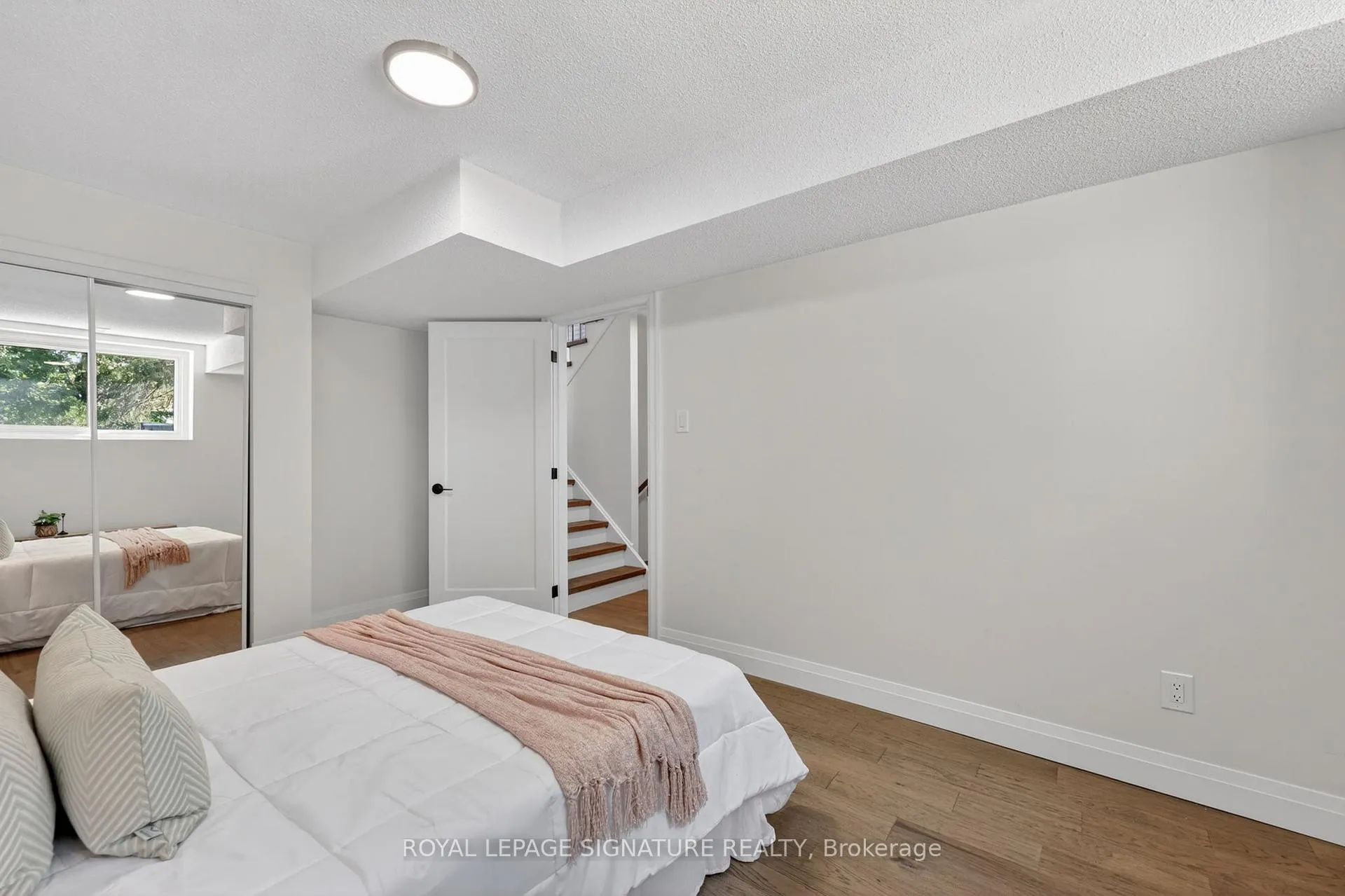 Photo 20 of 28 Janice Drive, Barrie, Sunnidale — HOMEH