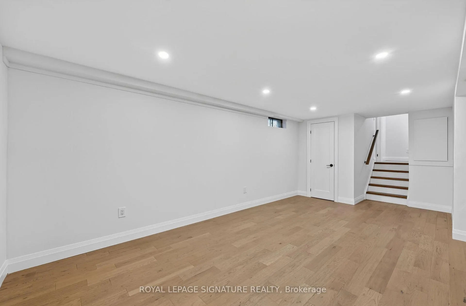 Photo 25 of 28 Janice Drive, Barrie, Sunnidale — HOMEH
