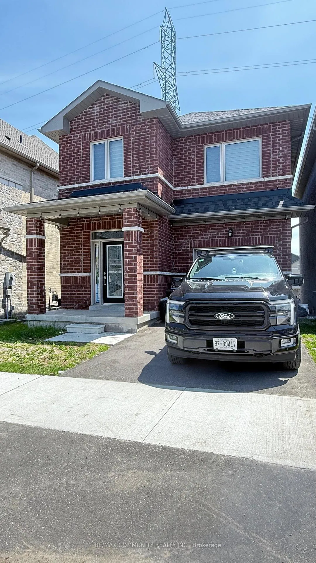 Photo 2 of 1103 Cameo Street, Pickering, Rural Pickering — HOMEH