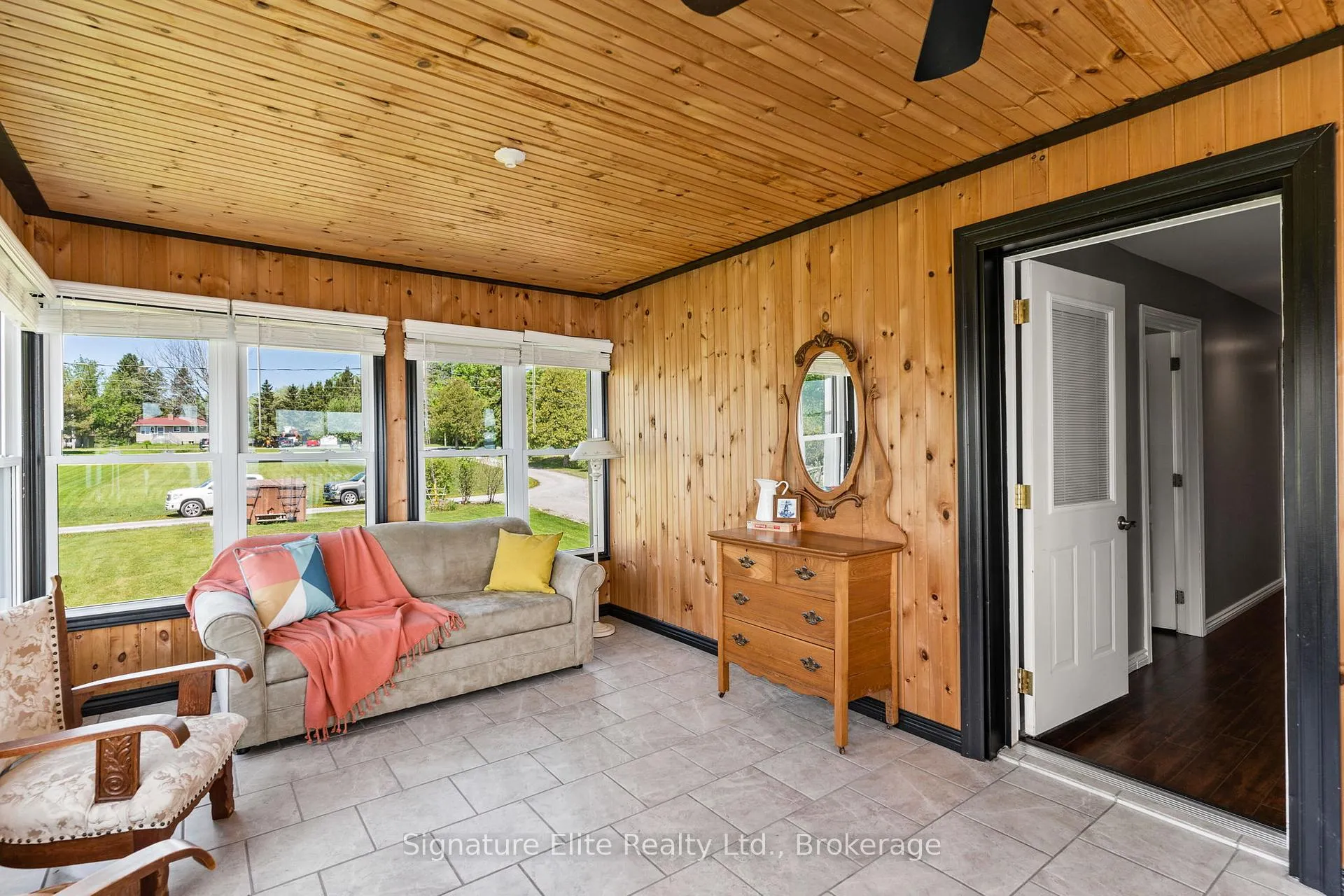 Photo 22 of 9 Fieldview Drive, Kawartha Lakes, Bexley — HOMEH
