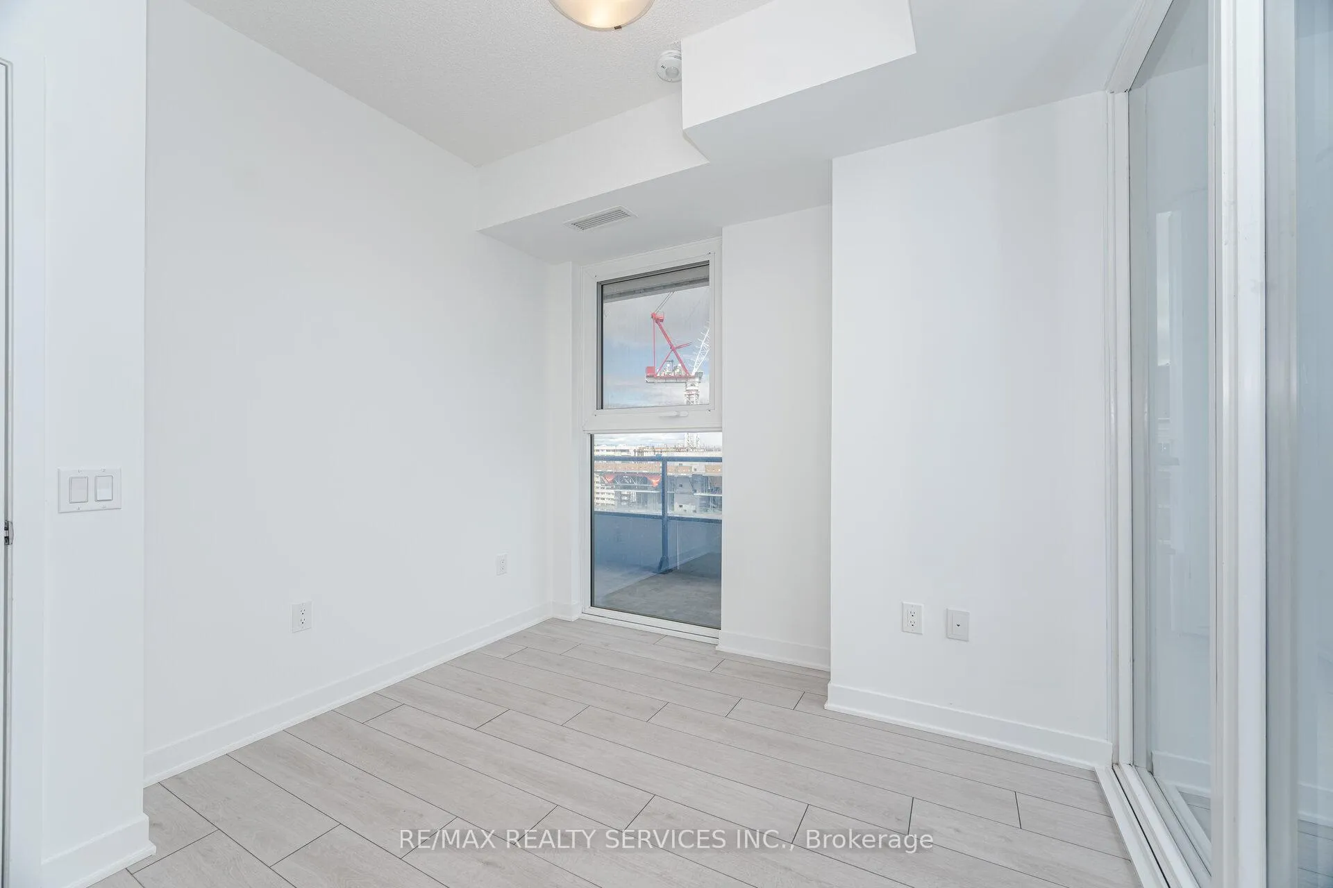 Photo 20 of Unit 2003, 260 Malta Avenue, Brampton, Brampton South — HOMEH