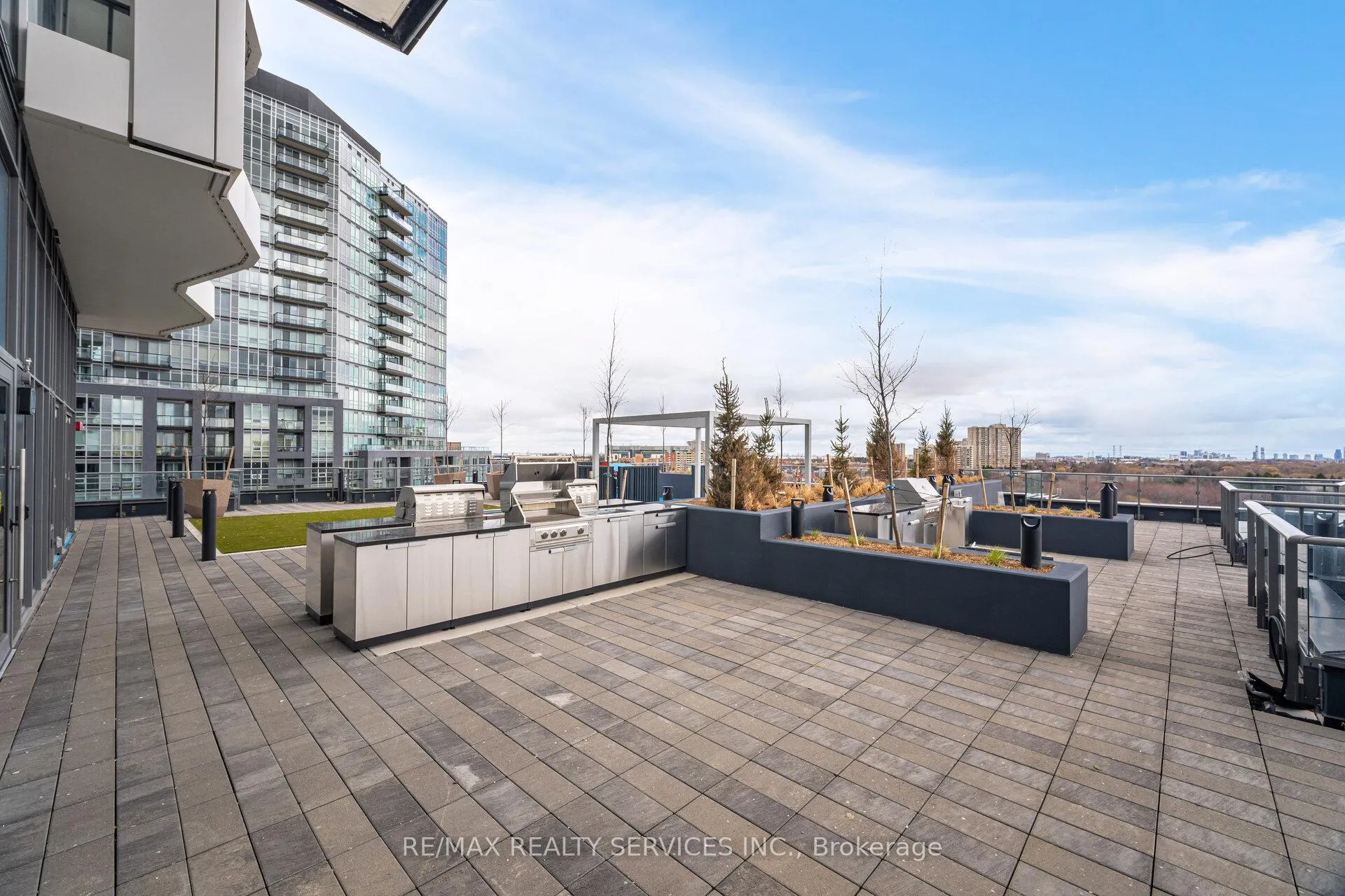 Photo 35 of Unit 2003, 260 Malta Avenue, Brampton, Brampton South — HOMEH