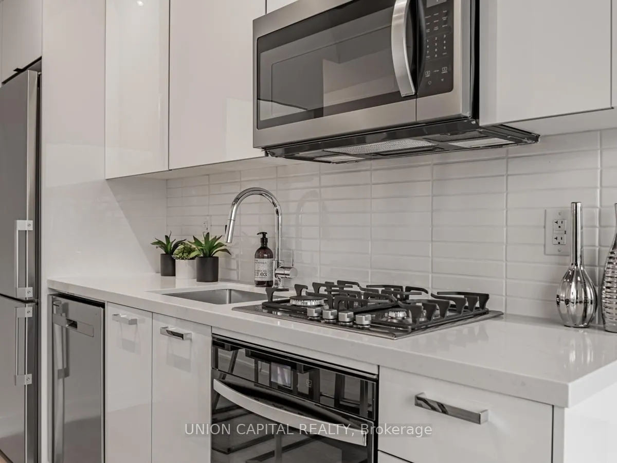 Photo 7 of Unit 701, 195 McCaul Street, Toronto, Kensington-Chinatown — HOMEH