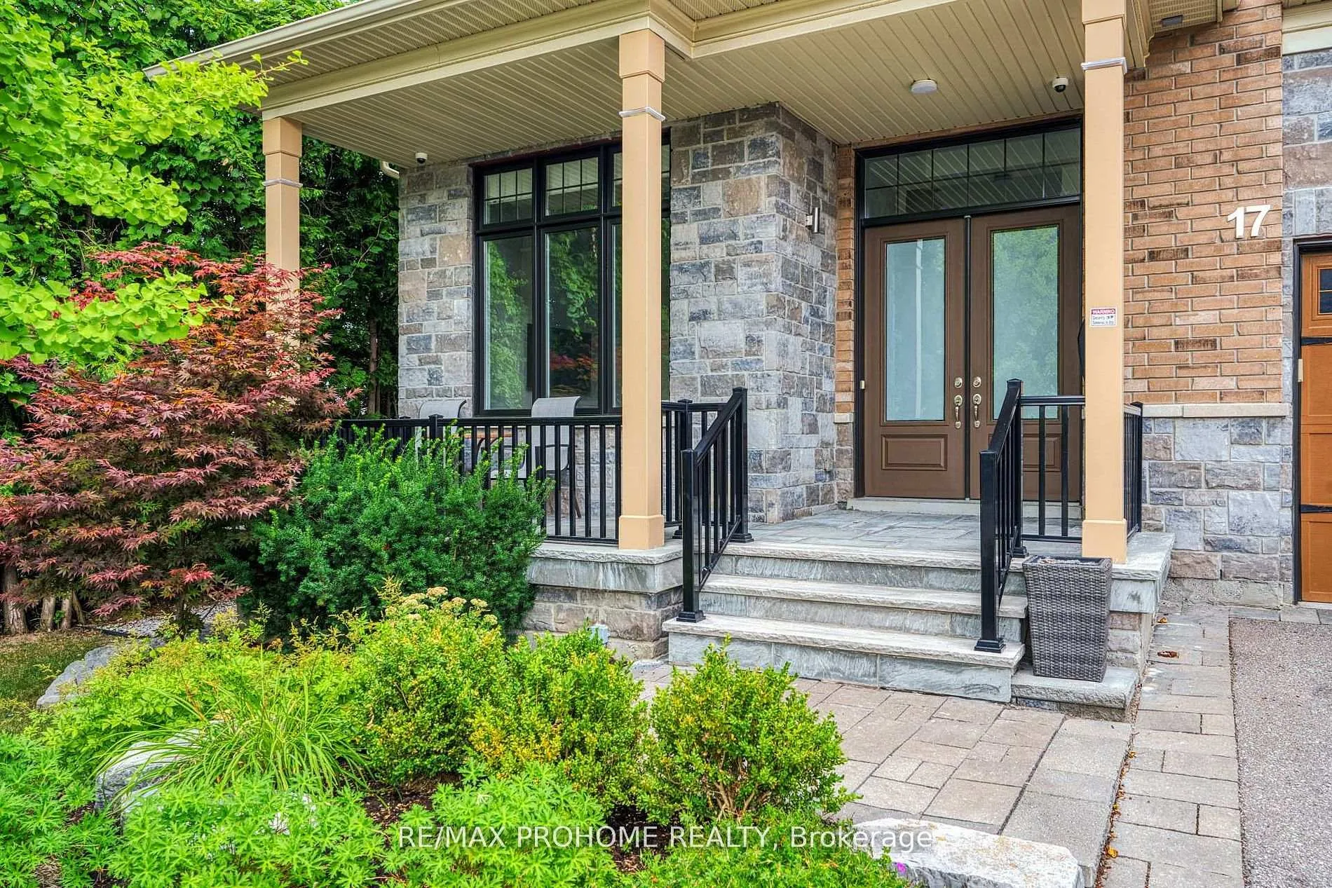 Photo 4 of 17 Alma Walker Way, Markham, Old Markham Village — HOMEH