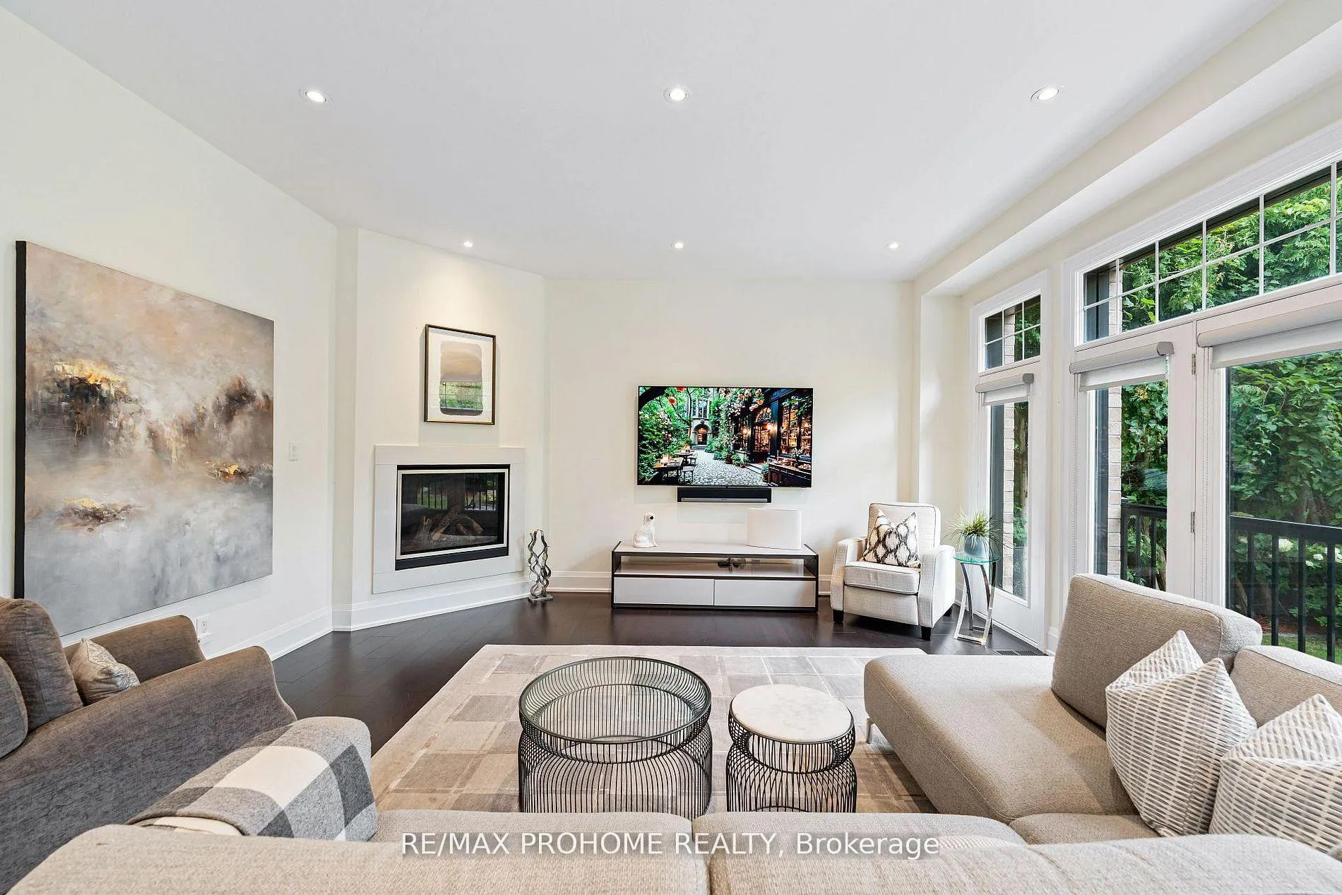 Photo 7 of 17 Alma Walker Way, Markham, Old Markham Village — HOMEH