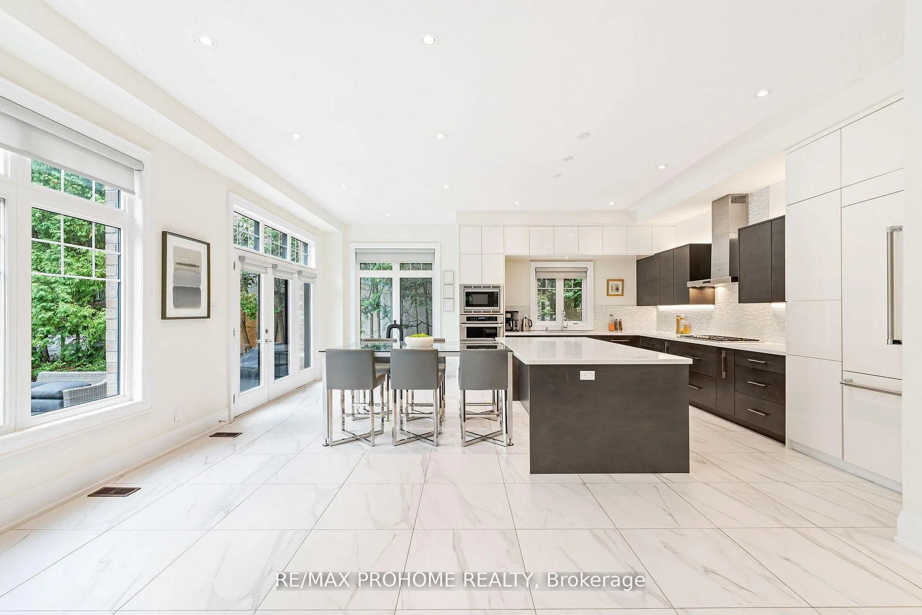 Photo 10 of 17 Alma Walker Way, Markham, Old Markham Village — HOMEH