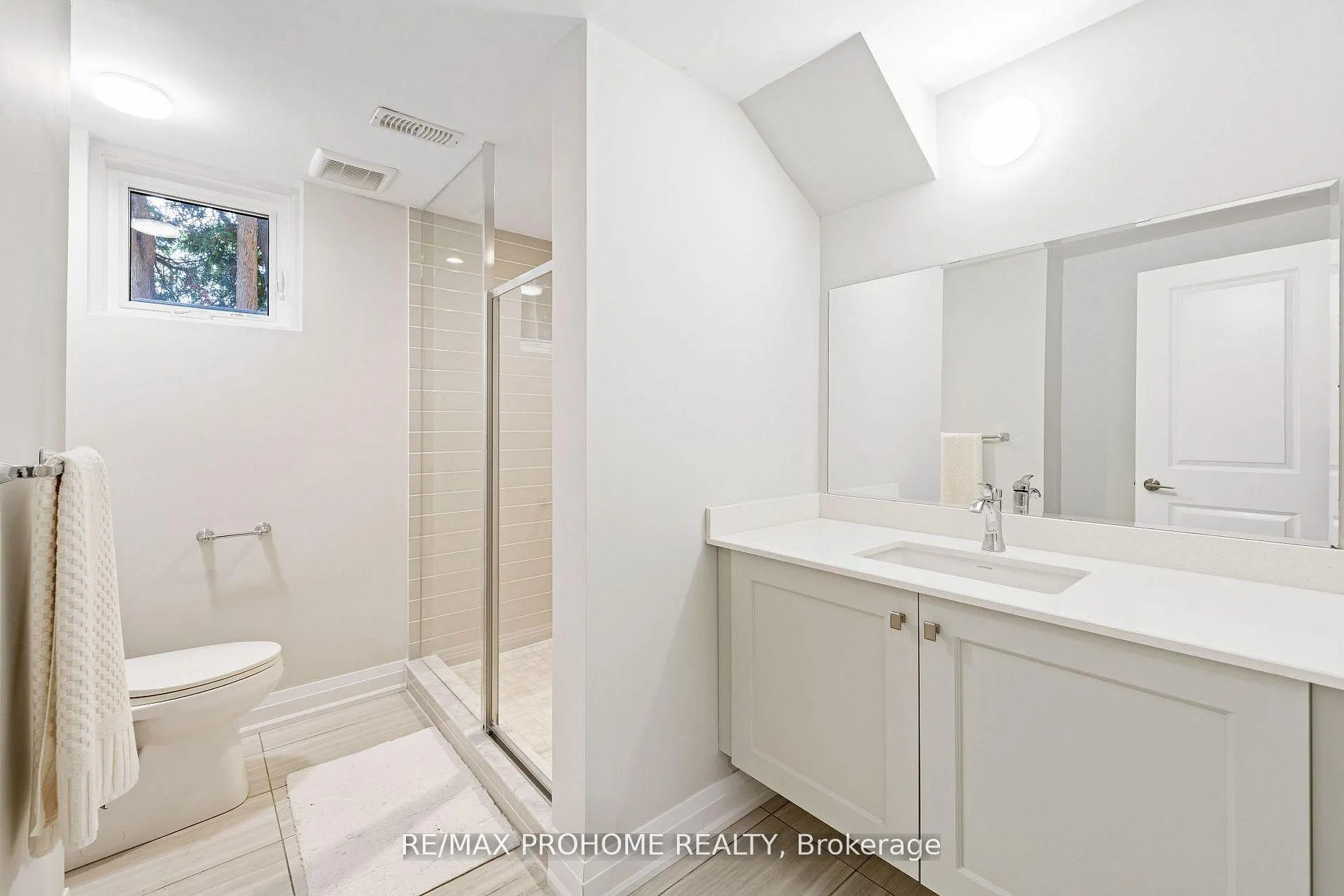 Photo 41 of 17 Alma Walker Way, Markham, Old Markham Village — HOMEH