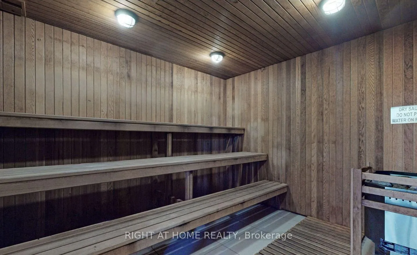 Photo 16 of Unit 906, 80 Queens Wharf Road, Toronto, Waterfront Communities — HOMEH