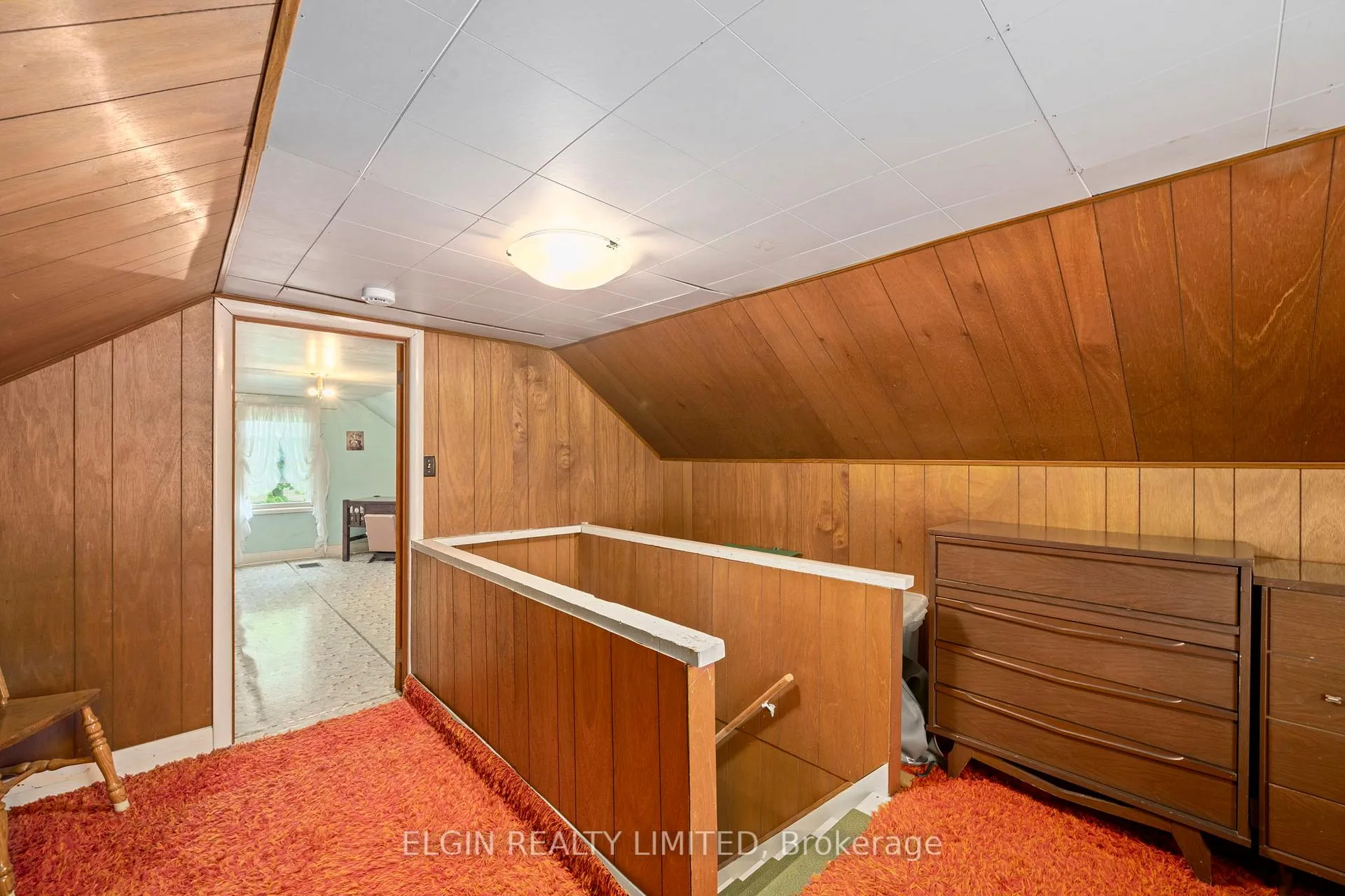 Photo 17 of 59 Churchill Crescent, St. Thomas — HOMEH