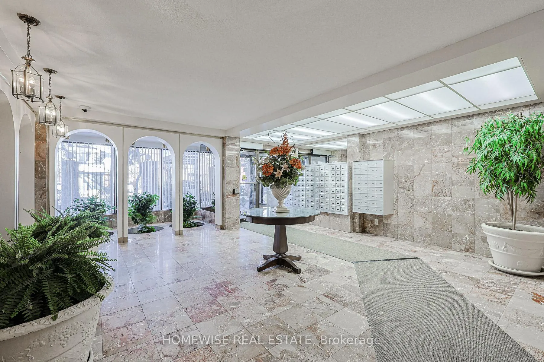 Photo 2 of Unit 307, 485 Kingston Road, Toronto, The Beaches — HOMEH