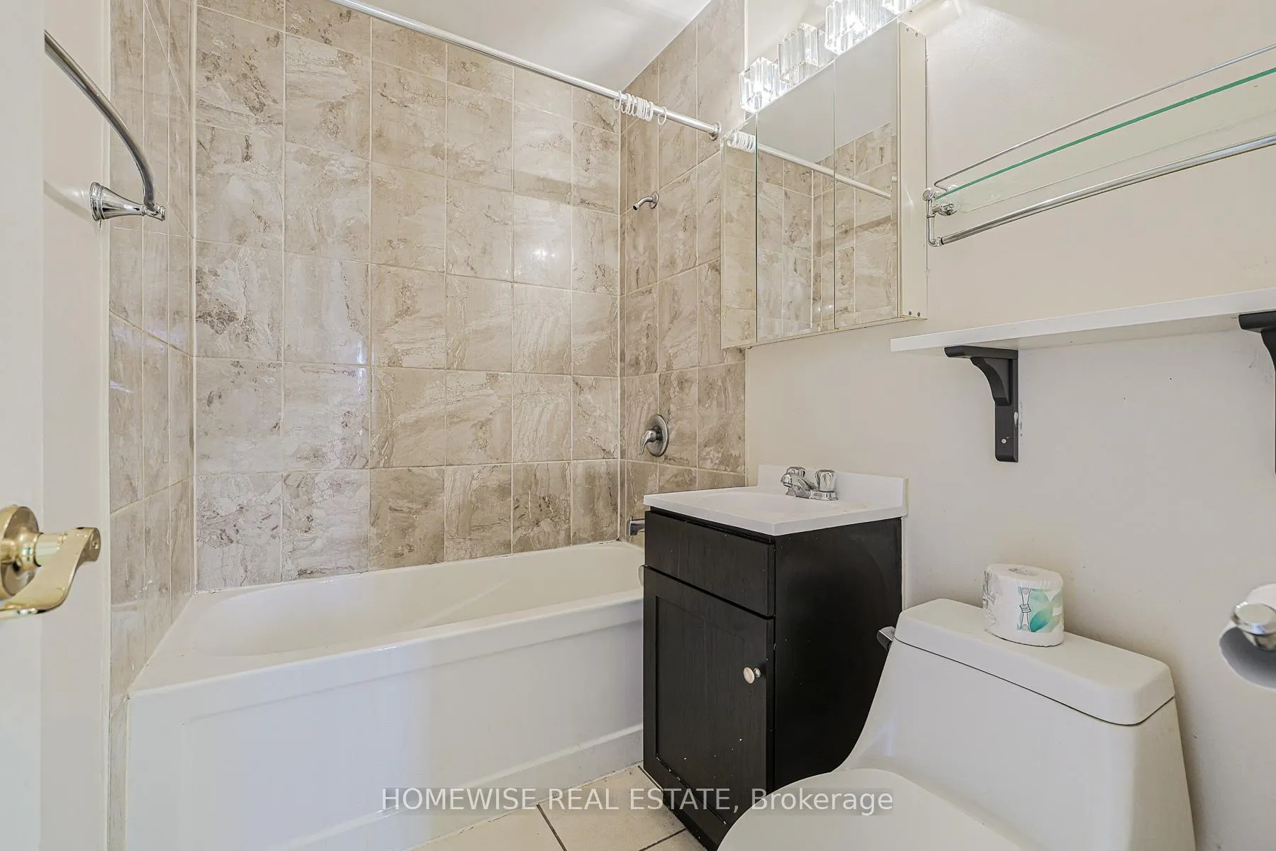 Photo 23 of Unit 307, 485 Kingston Road, Toronto, The Beaches — HOMEH