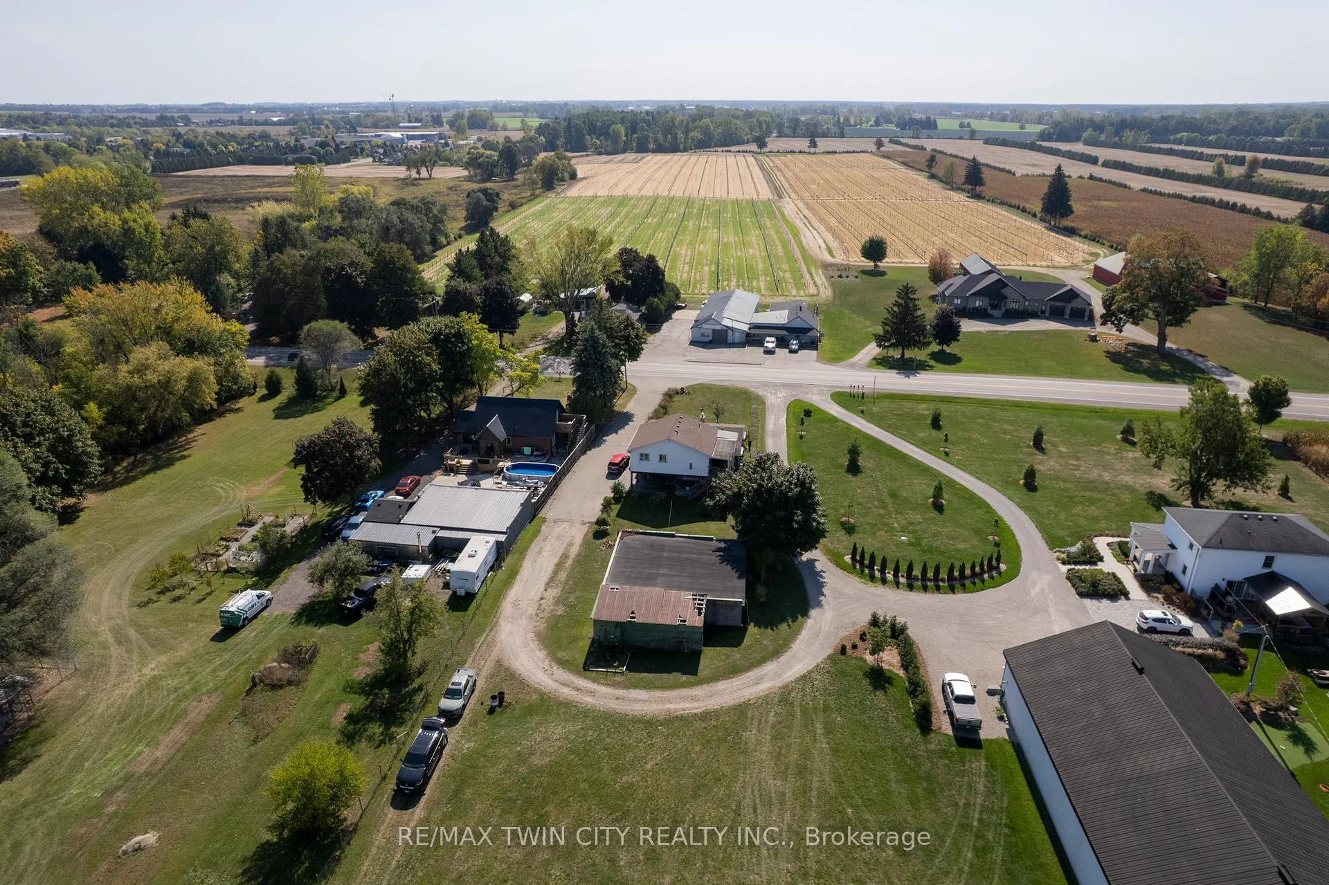Photo 4 of 206 King Street, Brant, Burford — HOMEH