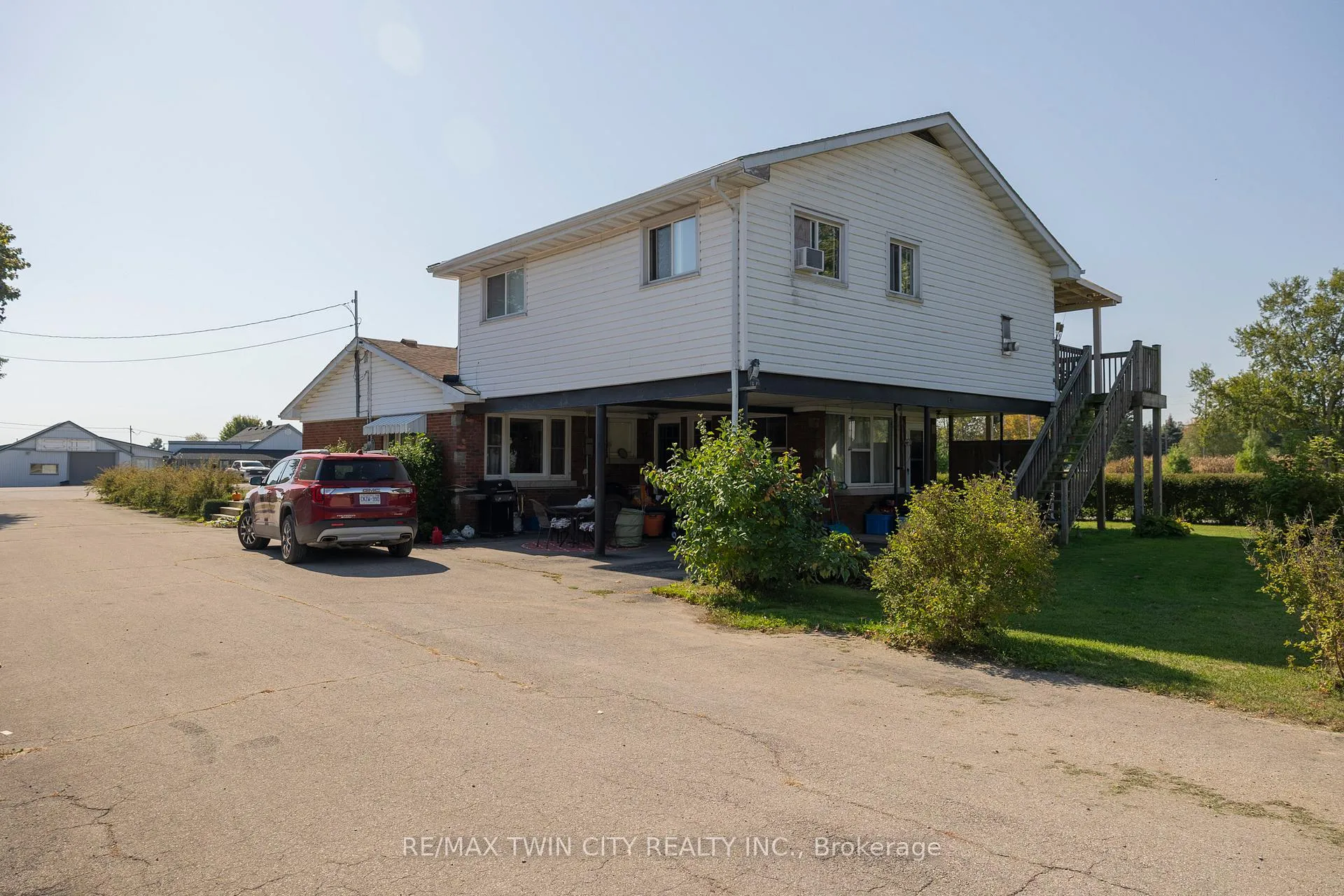 Photo 9 of 206 King Street, Brant, Burford — HOMEH