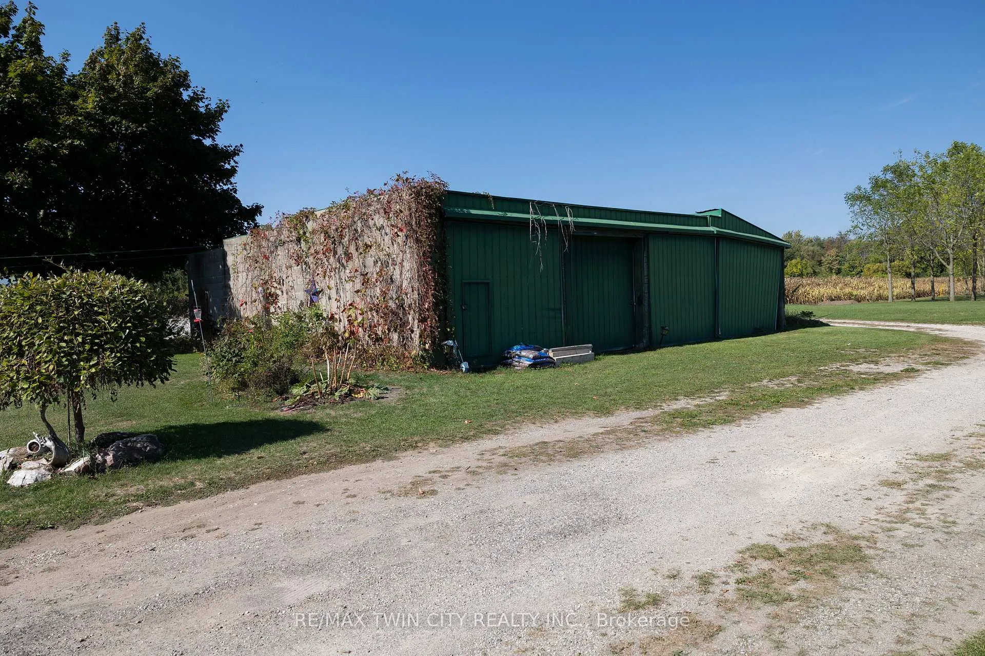 Photo 11 of 206 King Street, Brant, Burford — HOMEH