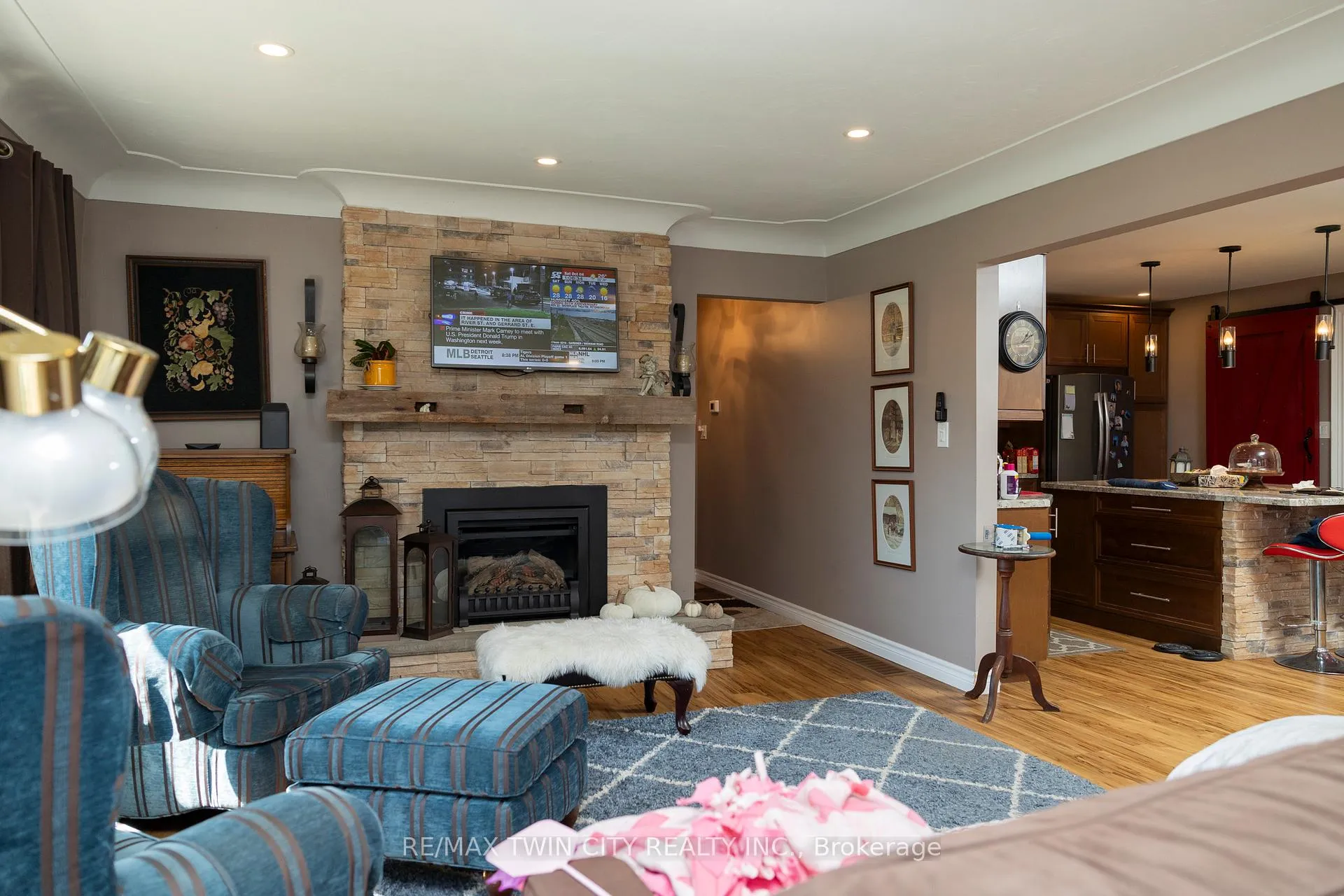 Photo 15 of 206 King Street, Brant, Burford — HOMEH
