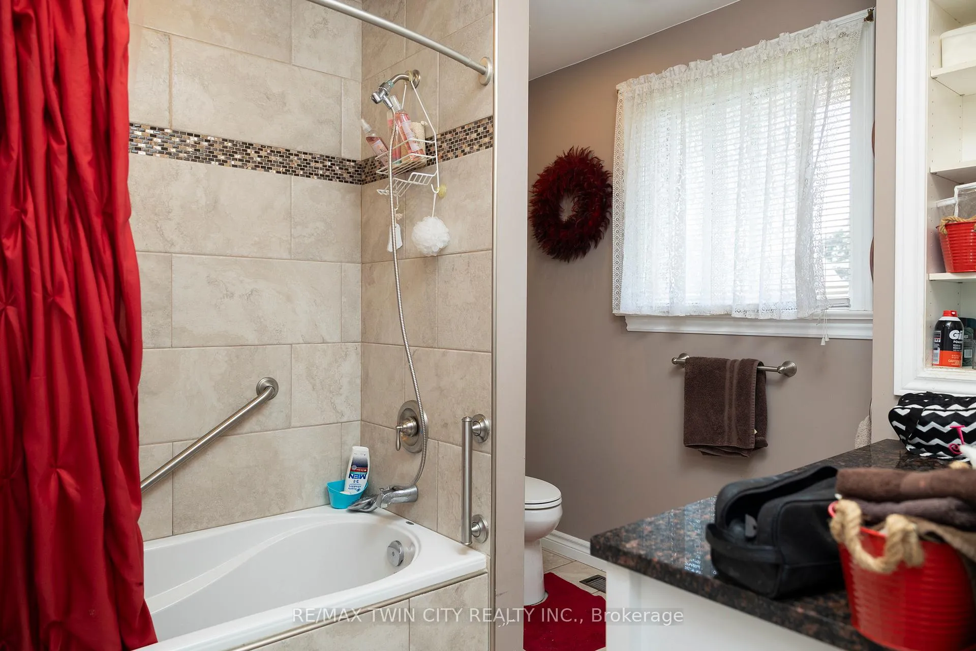 Photo 19 of 206 King Street, Brant, Burford — HOMEH