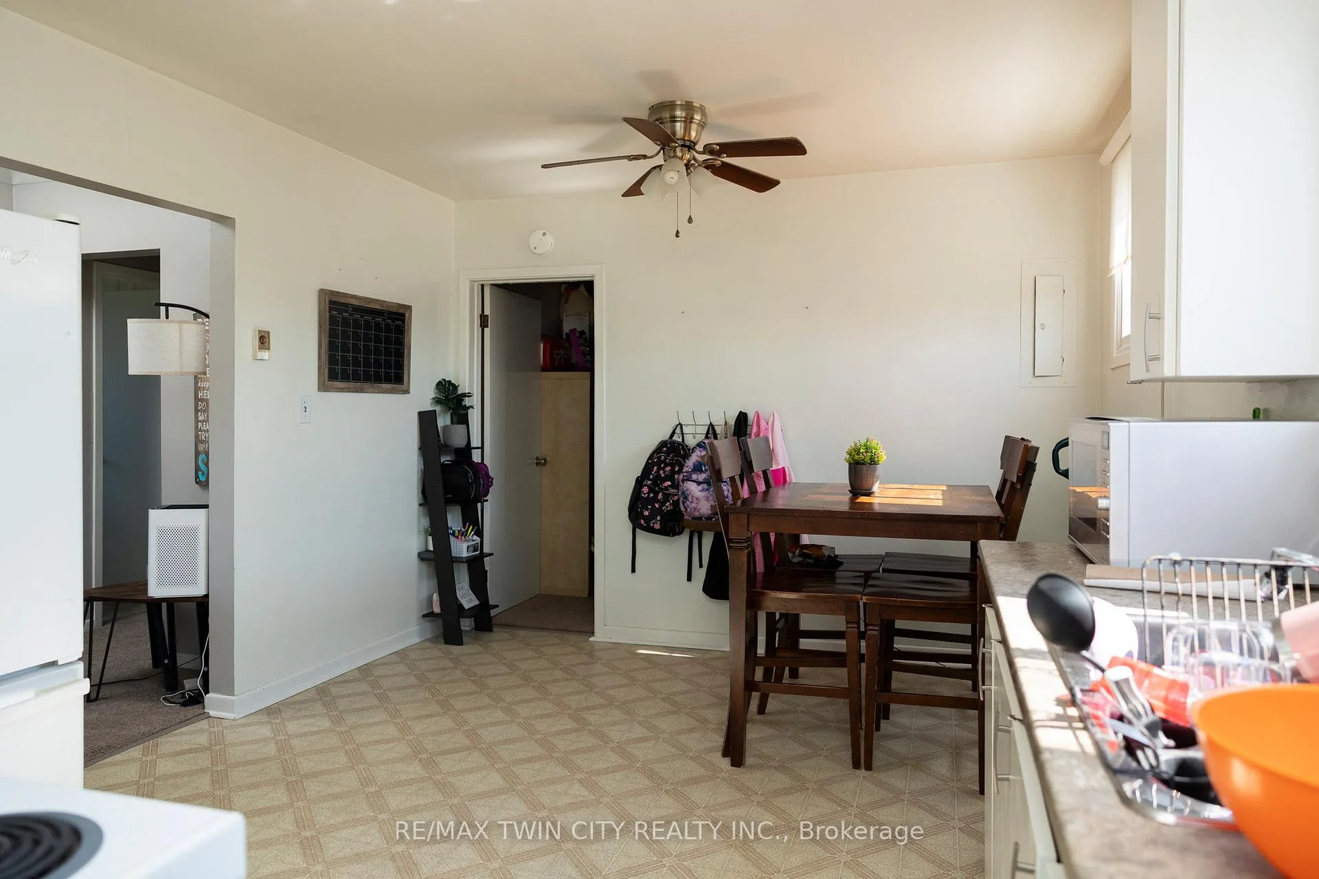 Photo 25 of 206 King Street, Brant, Burford — HOMEH