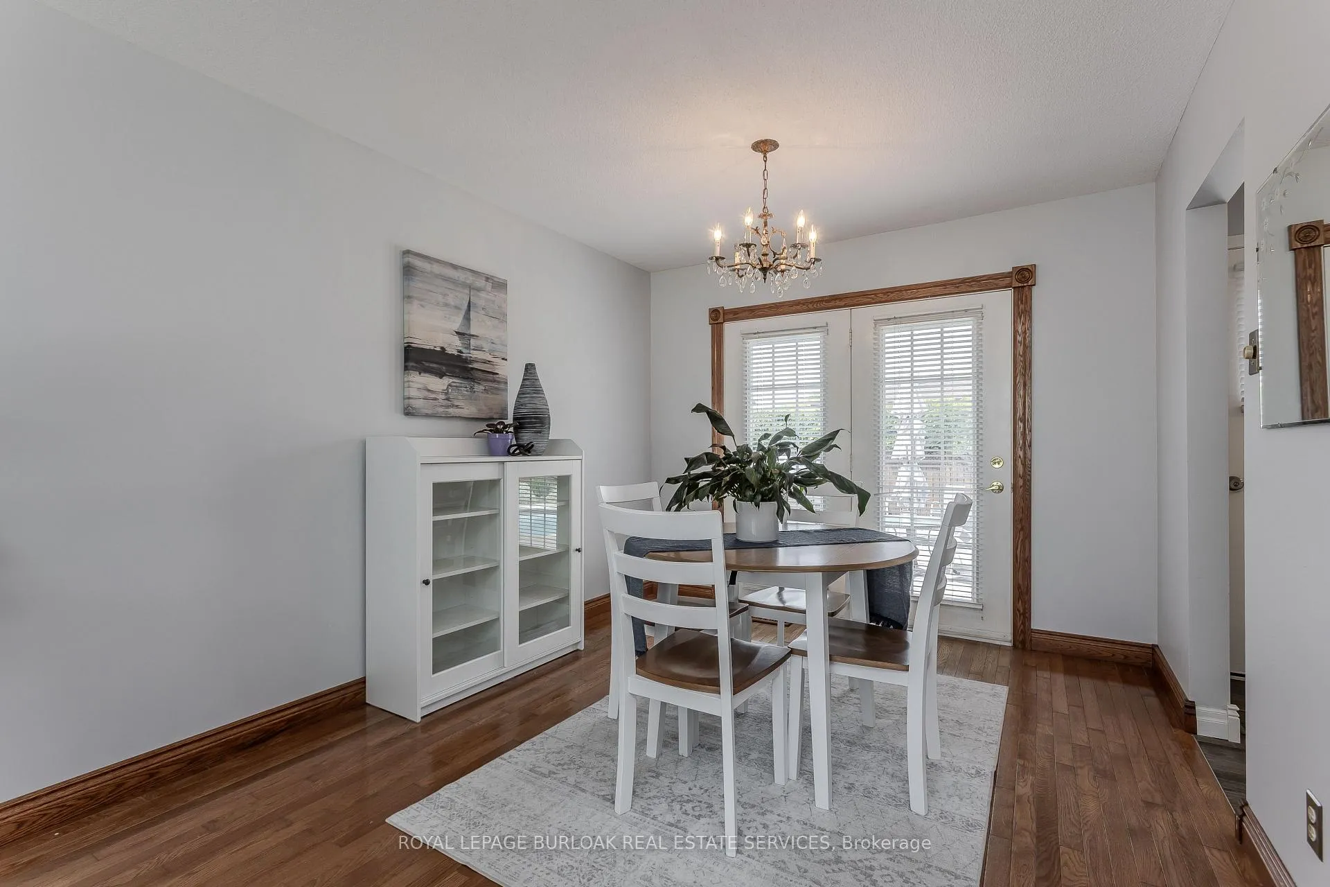 Photo 9 of 3125 Michael Crescent, Burlington, Palmer — HOMEH
