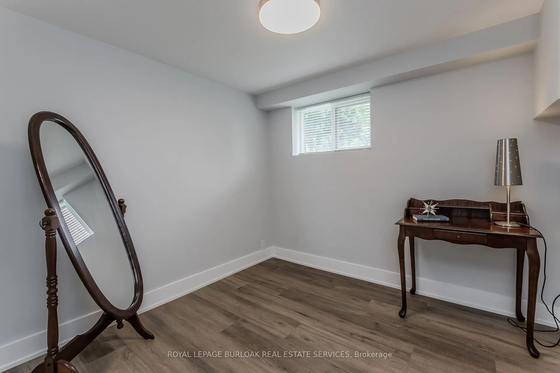 Photo 21 of 3125 Michael Crescent, Burlington, Palmer — HOMEH