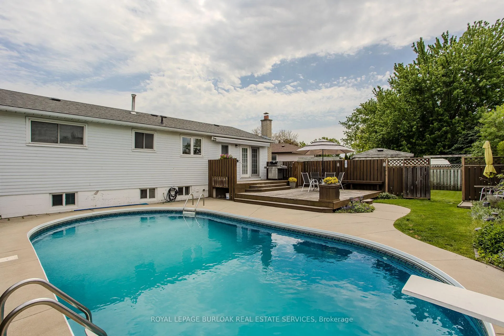 Photo 25 of 3125 Michael Crescent, Burlington, Palmer — HOMEH