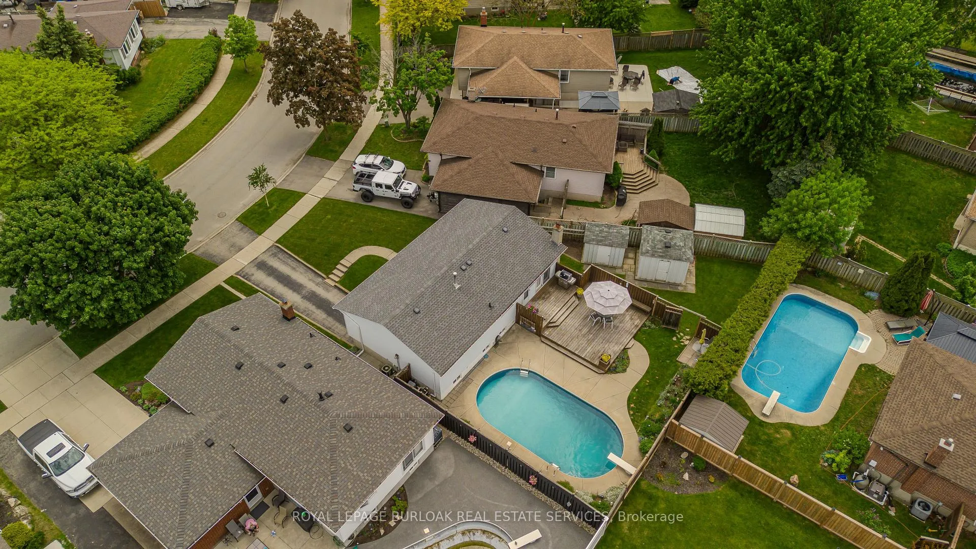 Photo 32 of 3125 Michael Crescent, Burlington, Palmer — HOMEH