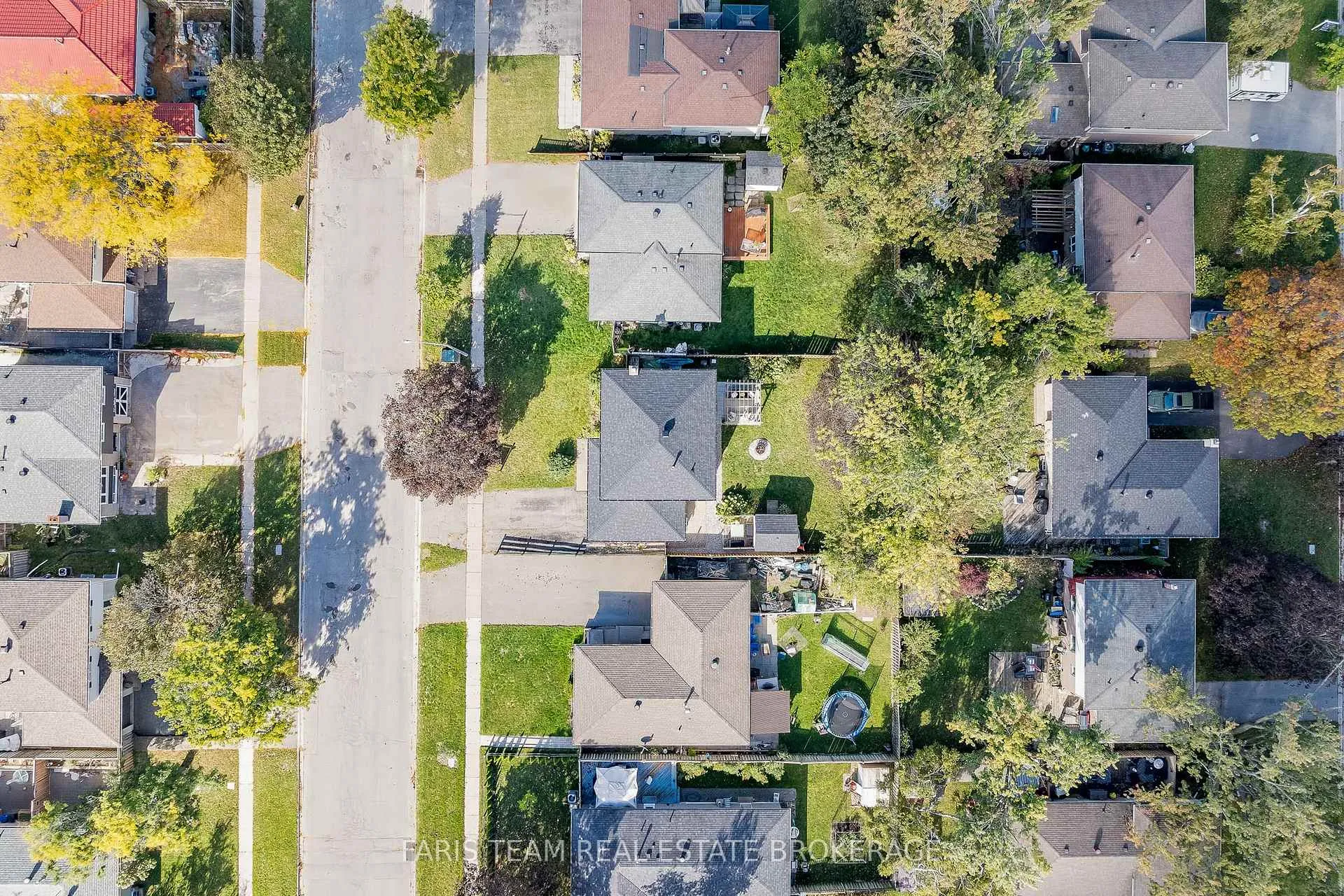 Photo 30 of 43 Jeffrey Street, Barrie, Grove East — HOMEH