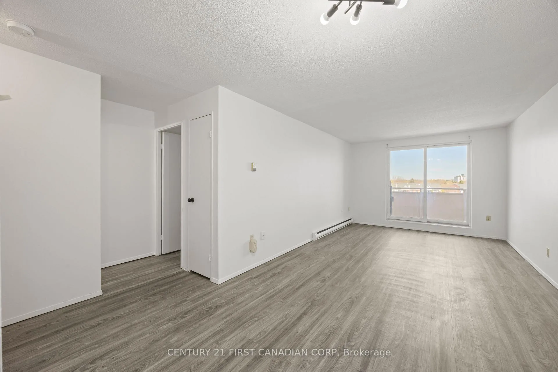 Photo 13 of Unit 504, 1104 Jalna Boulevard, London, South X — HOMEH