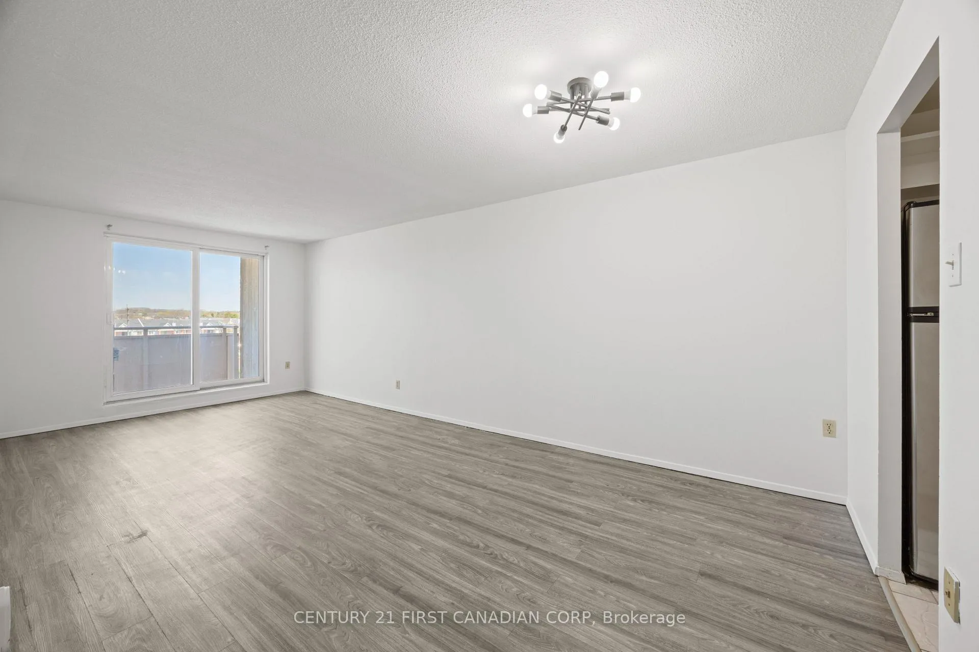 Photo 14 of Unit 504, 1104 Jalna Boulevard, London, South X — HOMEH