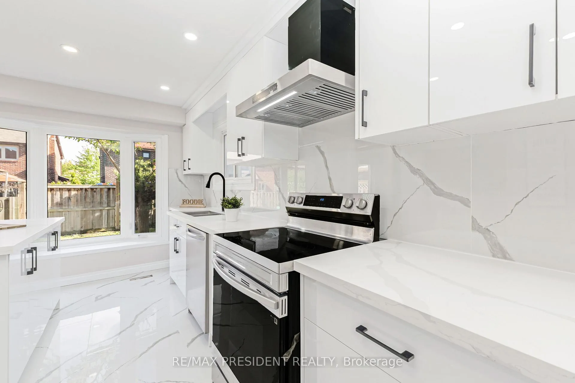 Photo 29 of 19 Copeland Road, Brampton, Fletcher's West — HOMEH