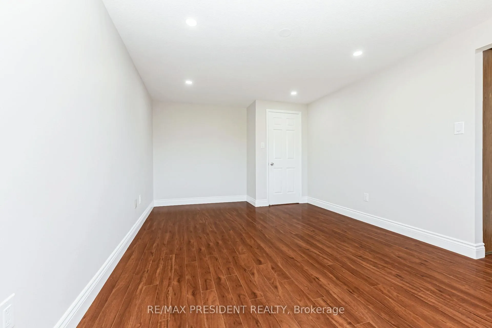 Photo 33 of 19 Copeland Road, Brampton, Fletcher's West — HOMEH