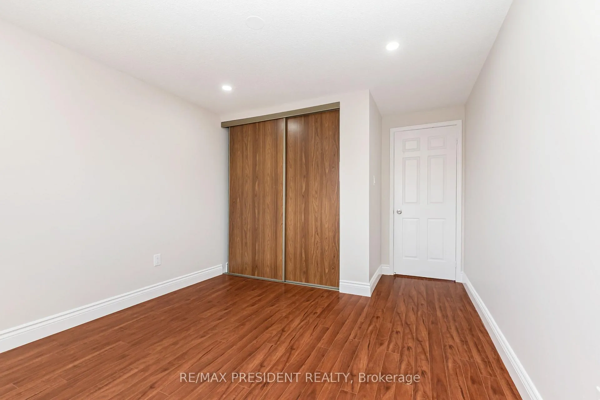 Photo 37 of 19 Copeland Road, Brampton, Fletcher's West — HOMEH