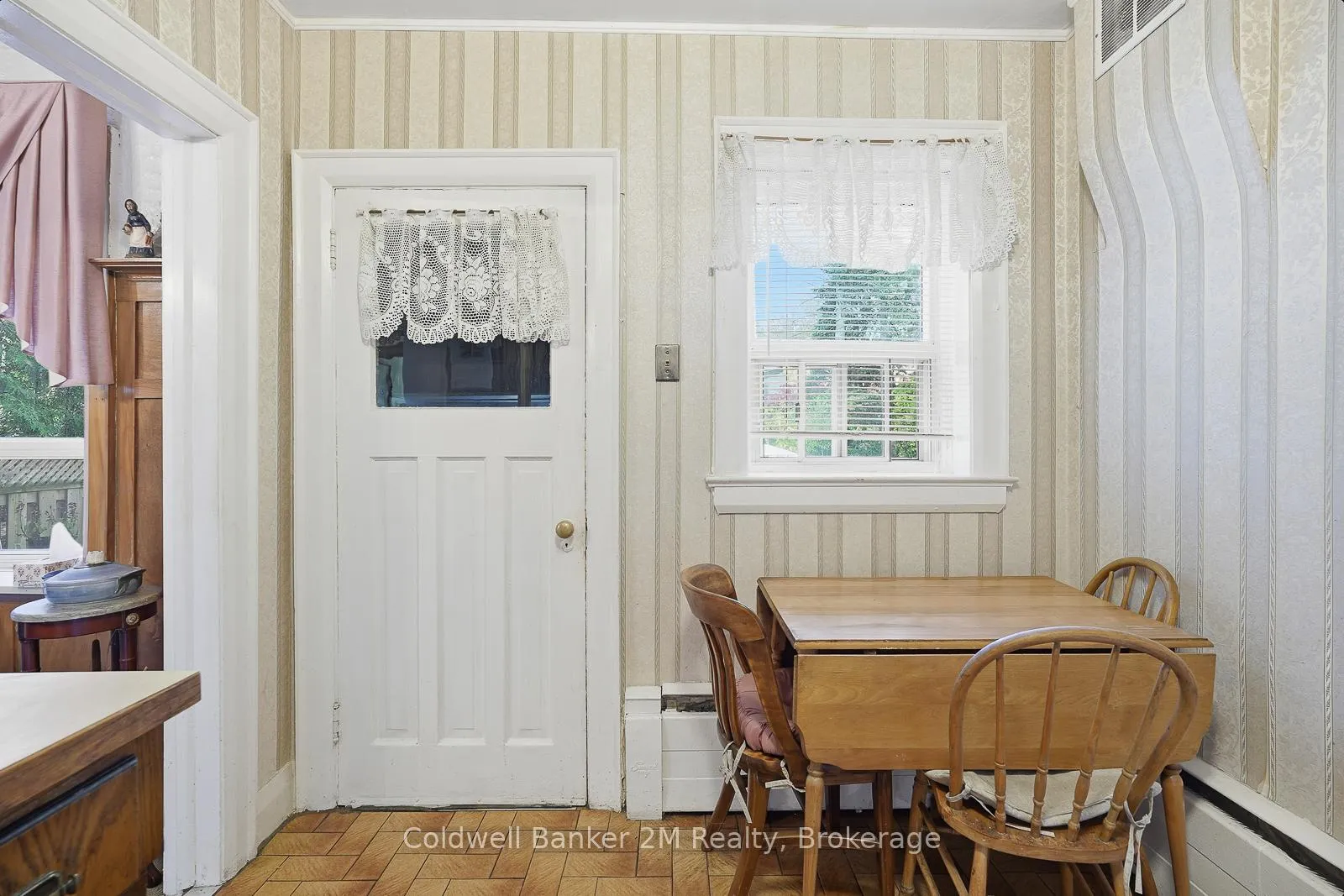 Photo 24 of 296 Briar Hill Avenue, Toronto, Lawrence Park South — HOMEH