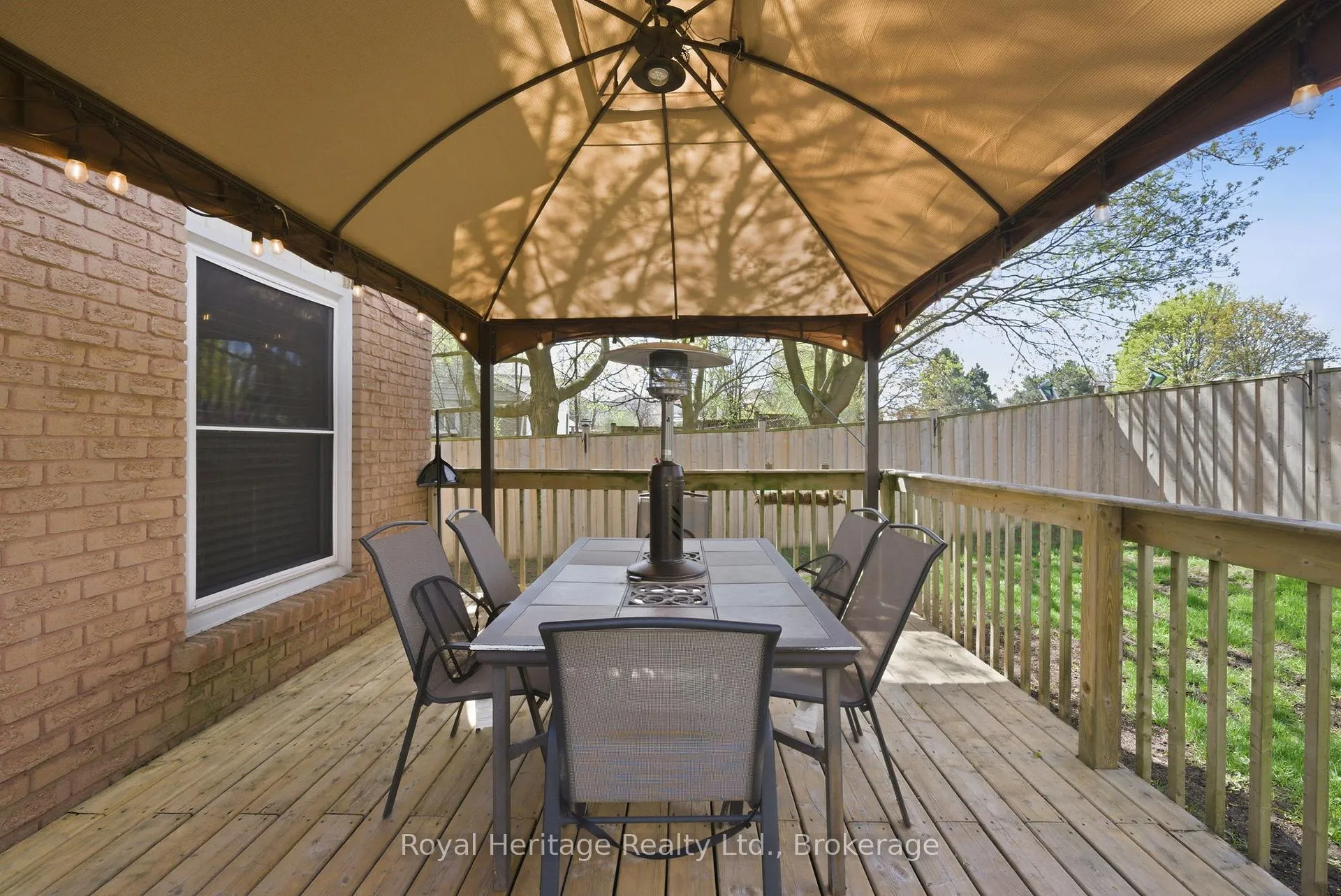 Photo 18 of 24 Summerlea Court, Clarington, Courtice — HOMEH