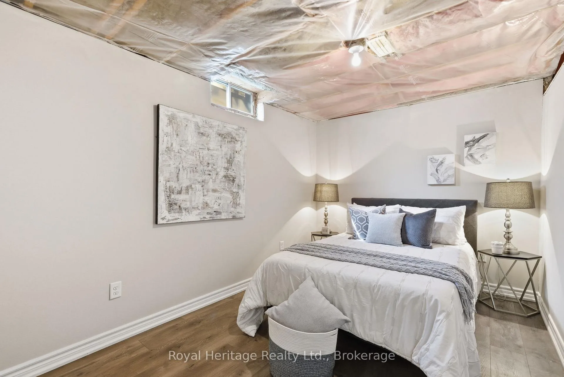 Photo 26 of 24 Summerlea Court, Clarington, Courtice — HOMEH