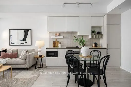 Photo 6 of Unit 4601, 5 Buttermill Avenue, Vaughan, Vaughan Corporate Centre — HOMEH