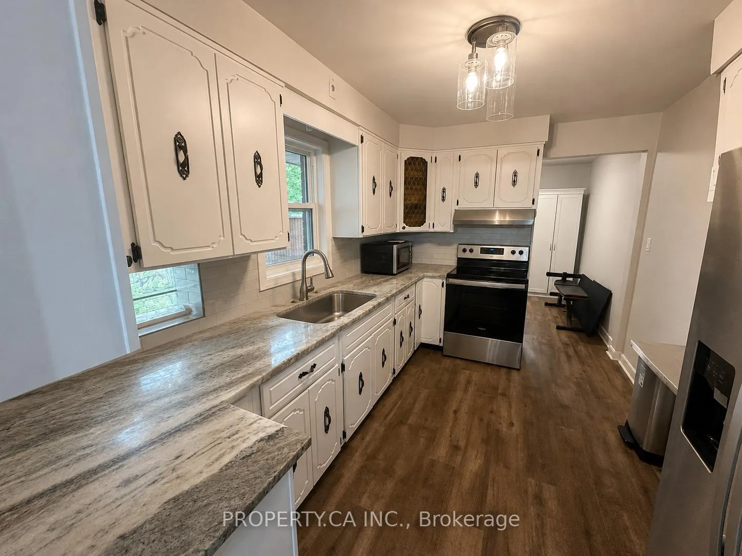 Photo 4 of Unit Upper, 9 Garnet Road, Brantford — HOMEH