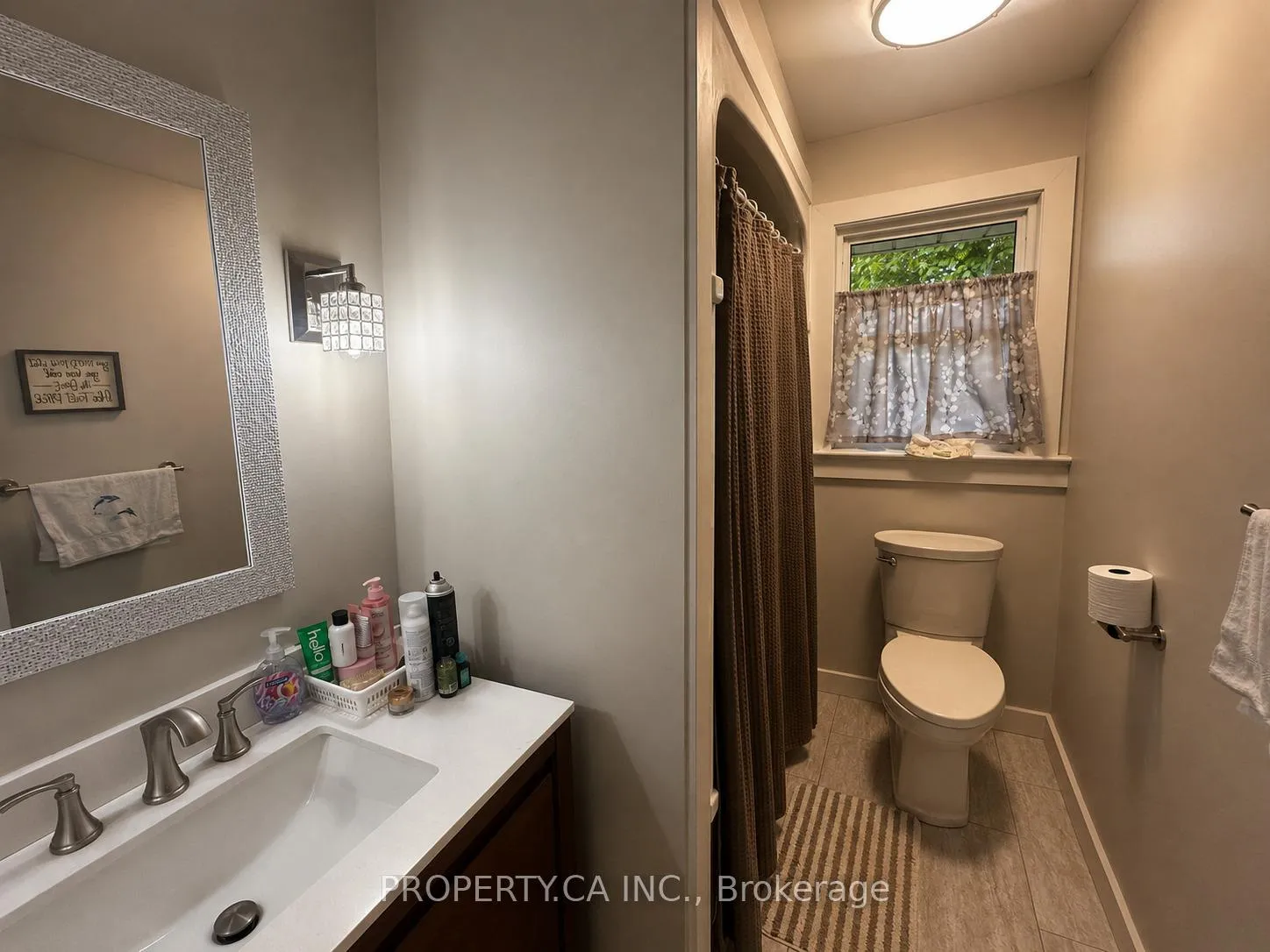 Photo 7 of Unit Upper, 9 Garnet Road, Brantford — HOMEH